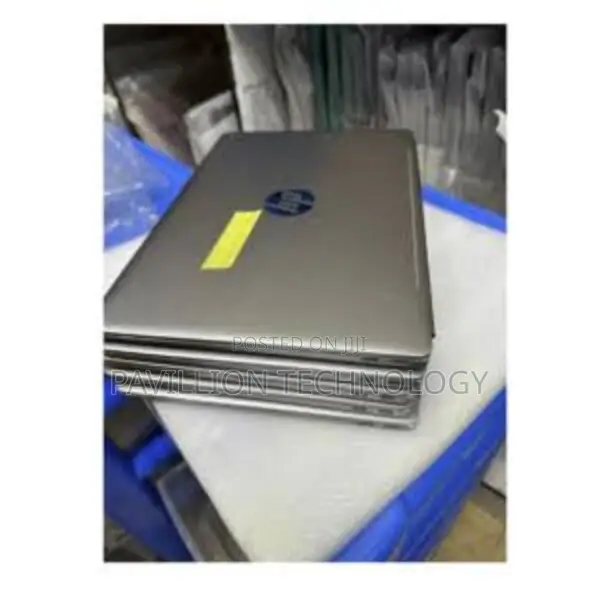 New Laptop HP 240 G9 8GB Intel Core i7 SSD 512GB