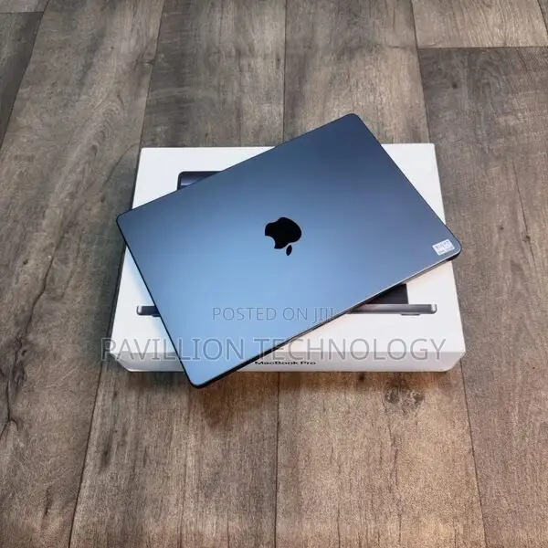 Laptop Apple MacBook Air 2026 M5 16GB Intel Core i7 SSD 512GB