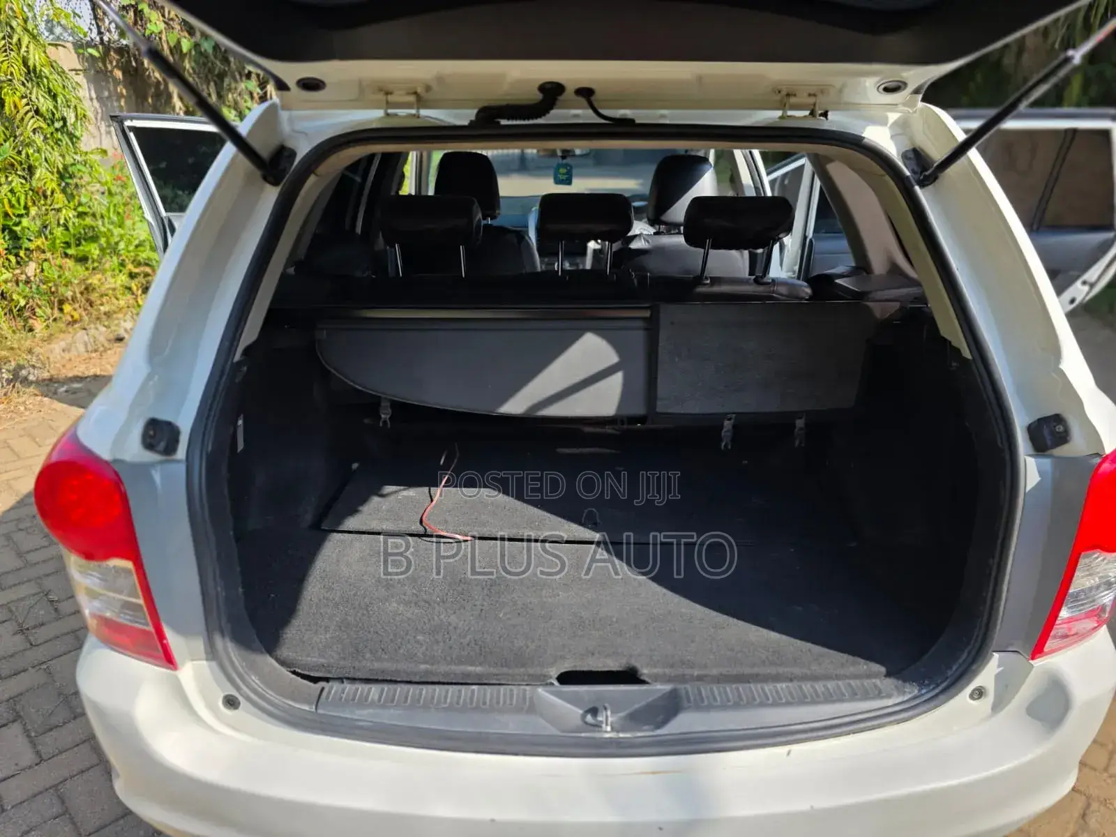 Toyota Corolla Fielder 2011 White