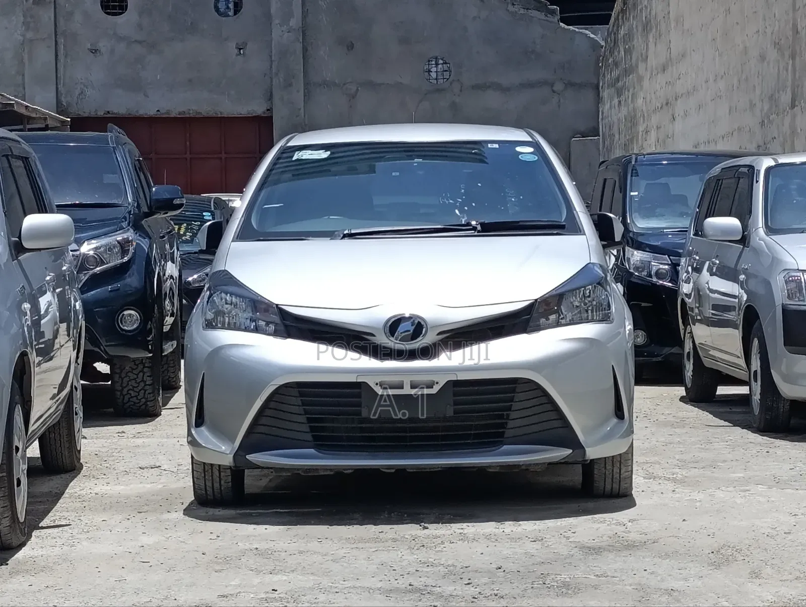 Toyota Vitz 2019 Silver