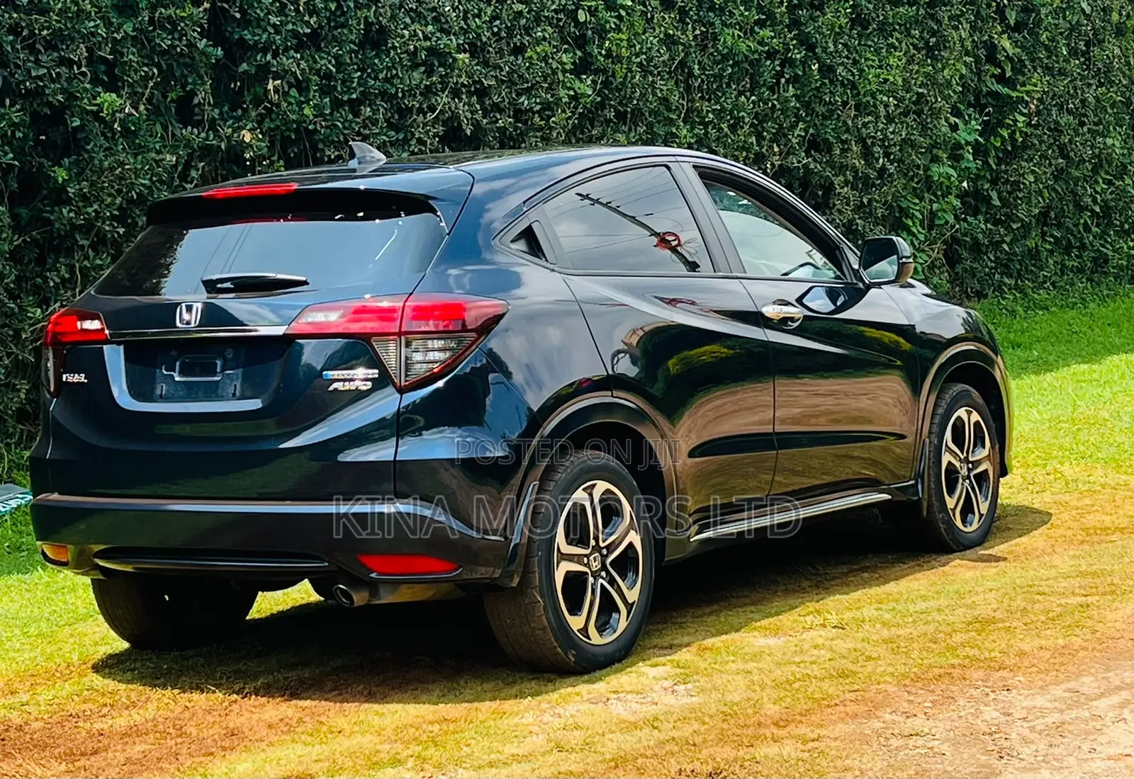 Honda Vezel 1.5 Hybrid 4WD 2019 Blue