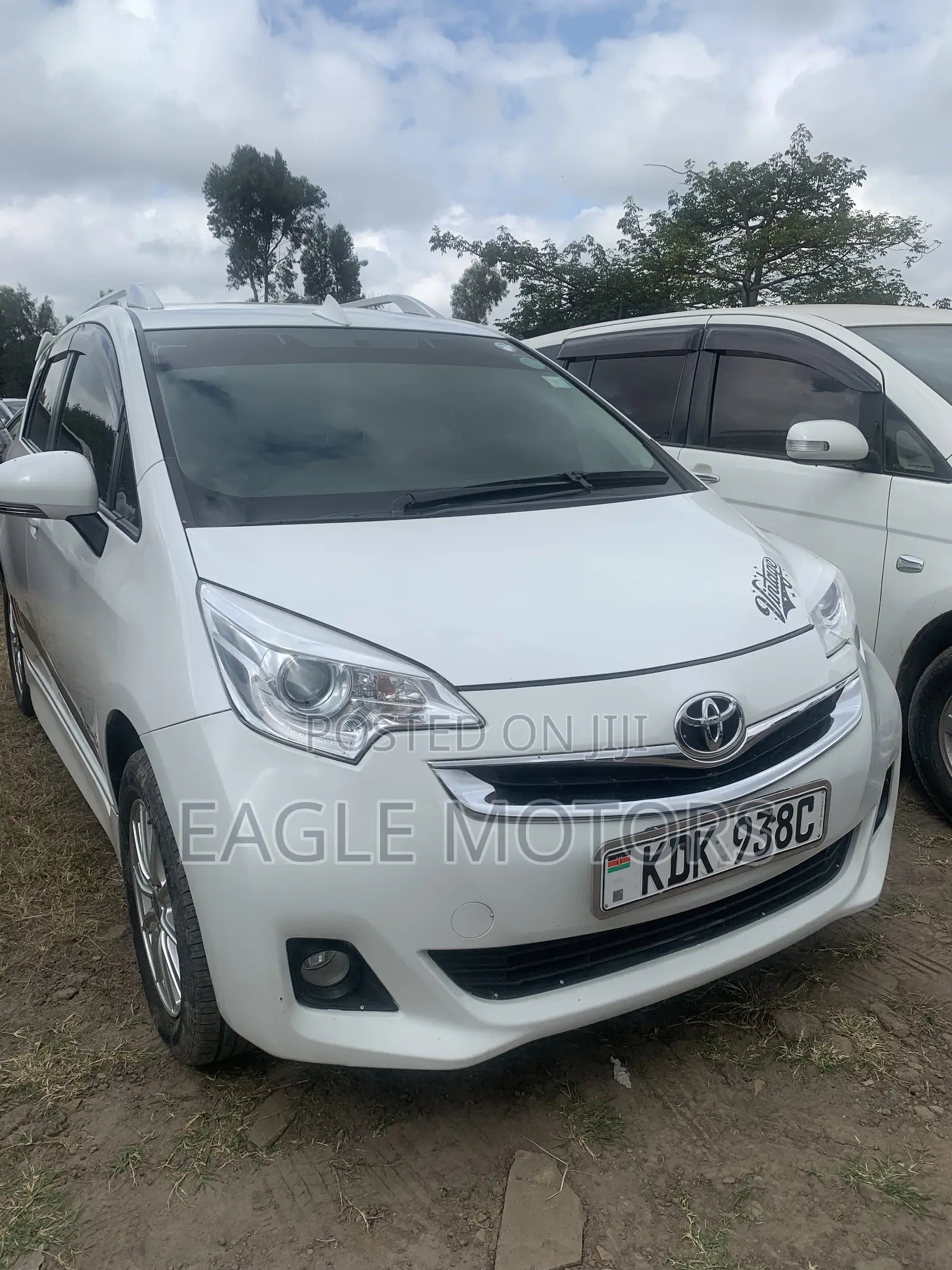 Toyota Ractis 1.5 FWD 2016 White