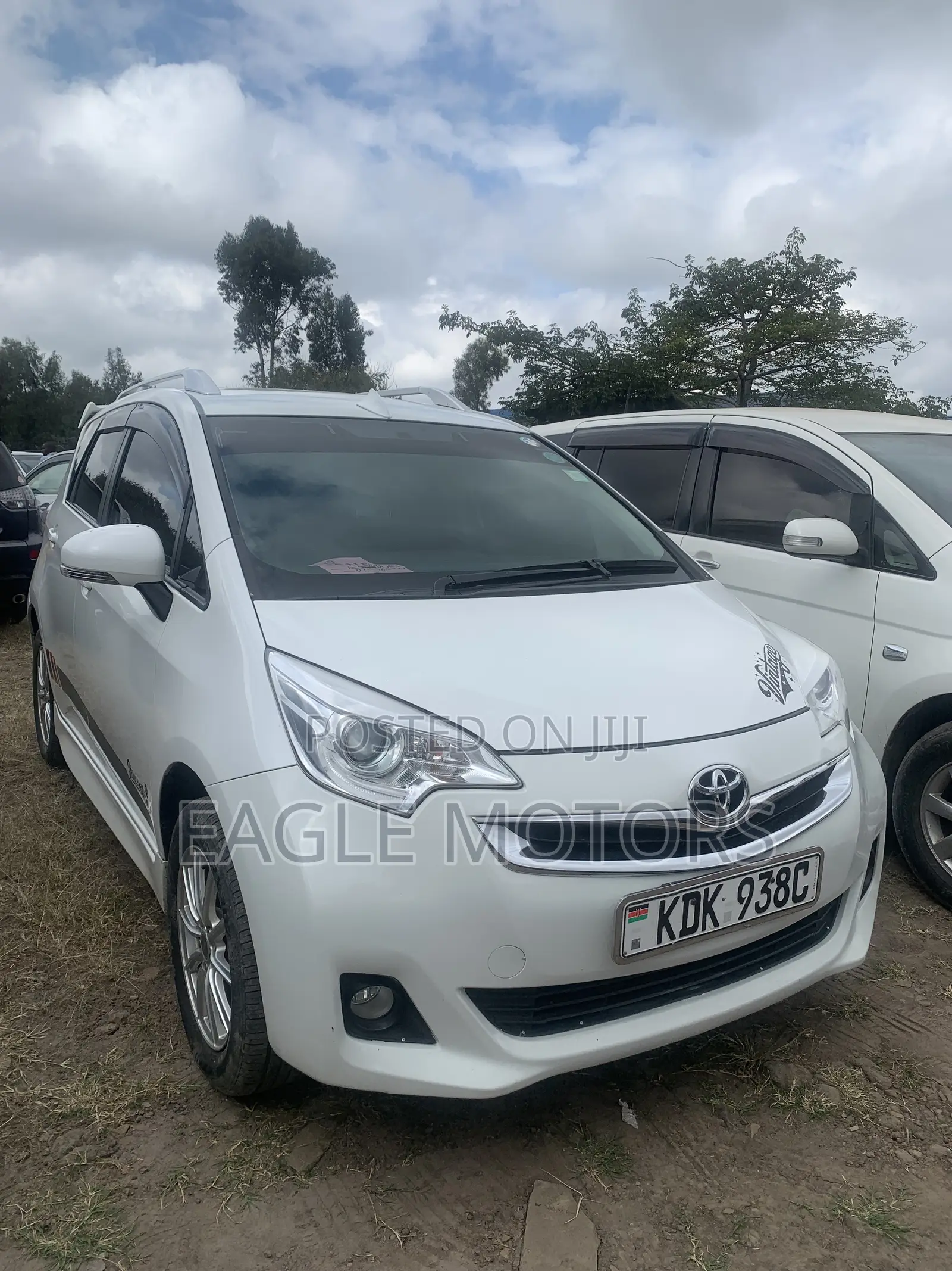 Toyota Ractis 1.5 FWD 2016 White