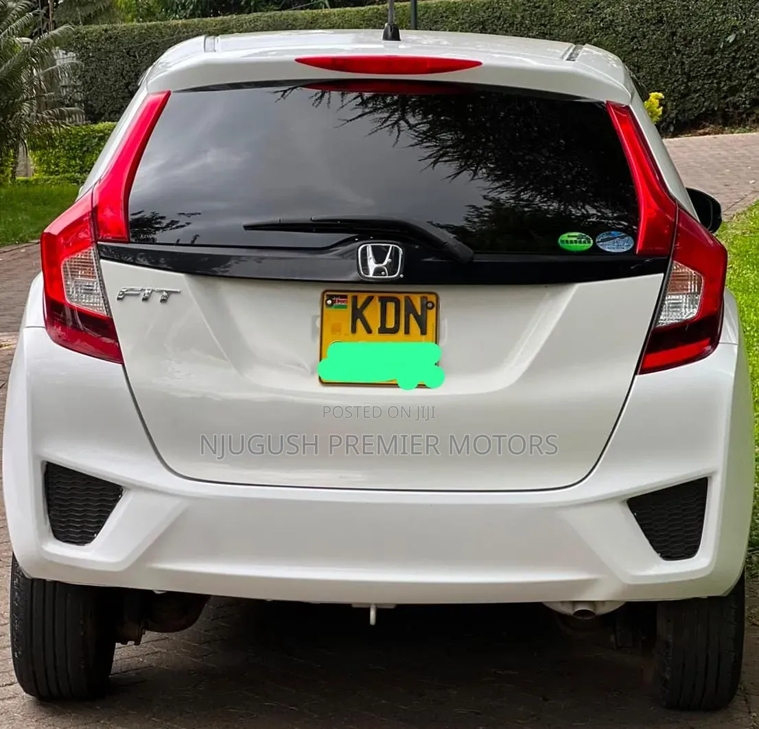 Honda Fit 2017 White