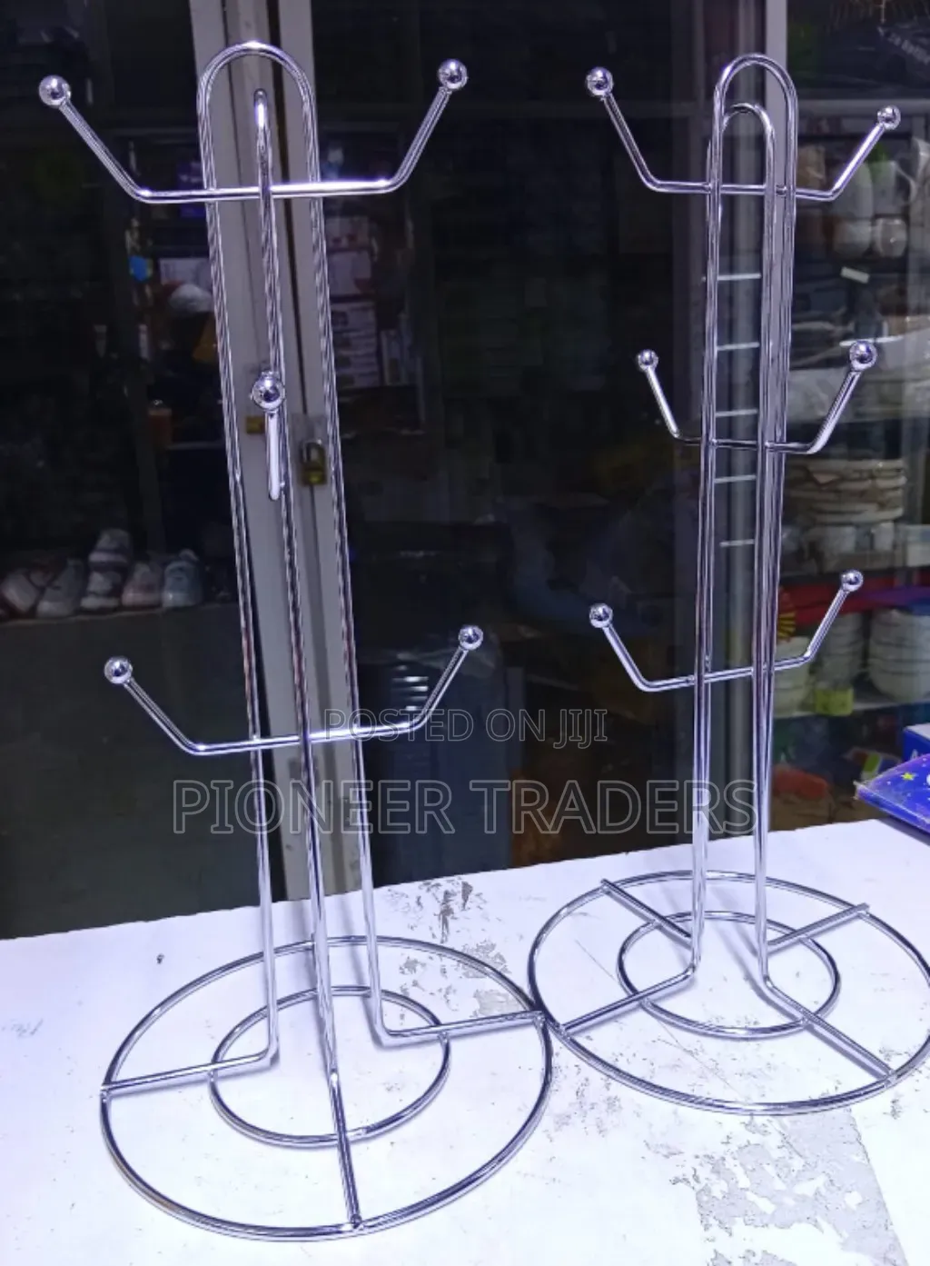 Silver Cup Stand