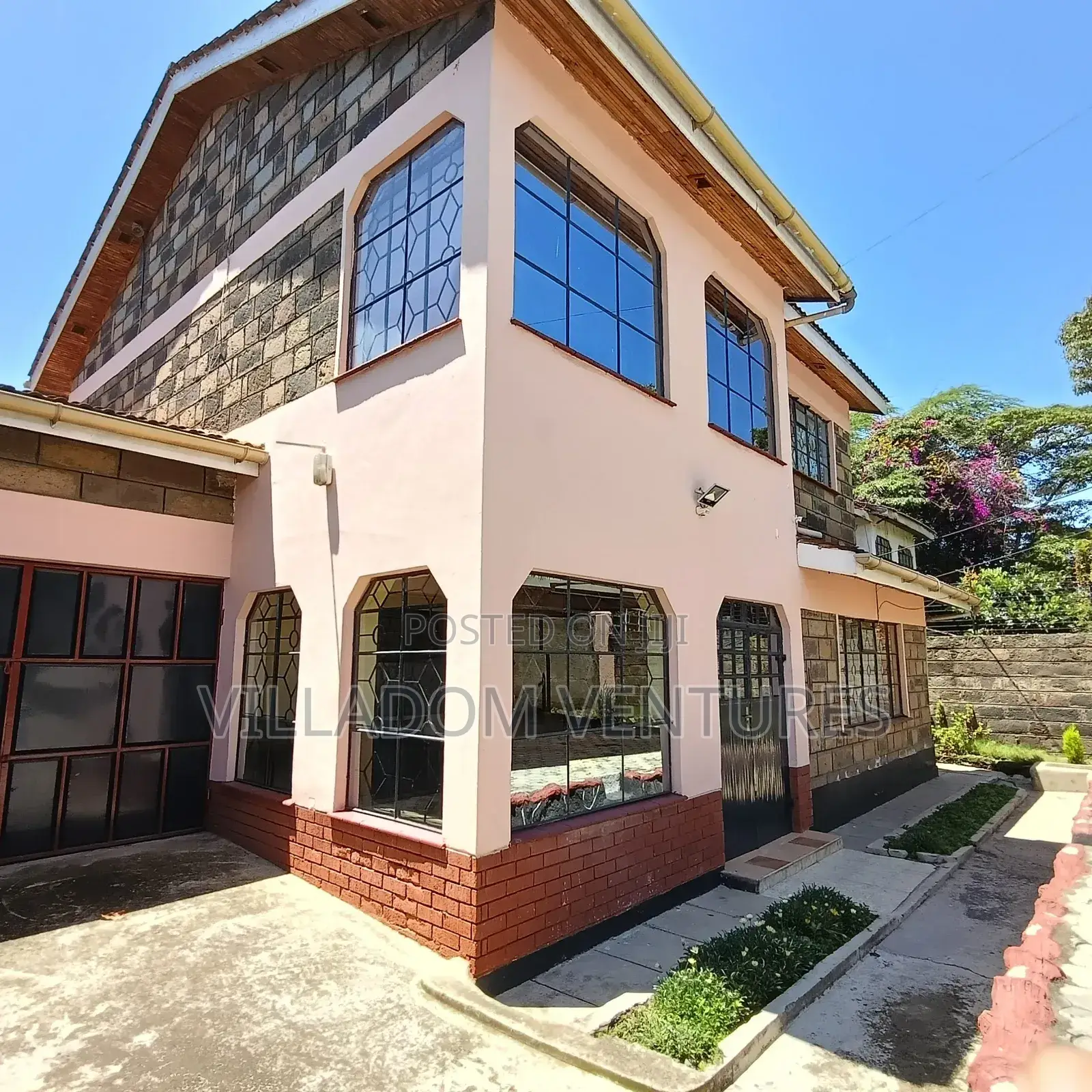 4bdrm Maisonette in Hyrax Courts, Nakuru Town East for sale