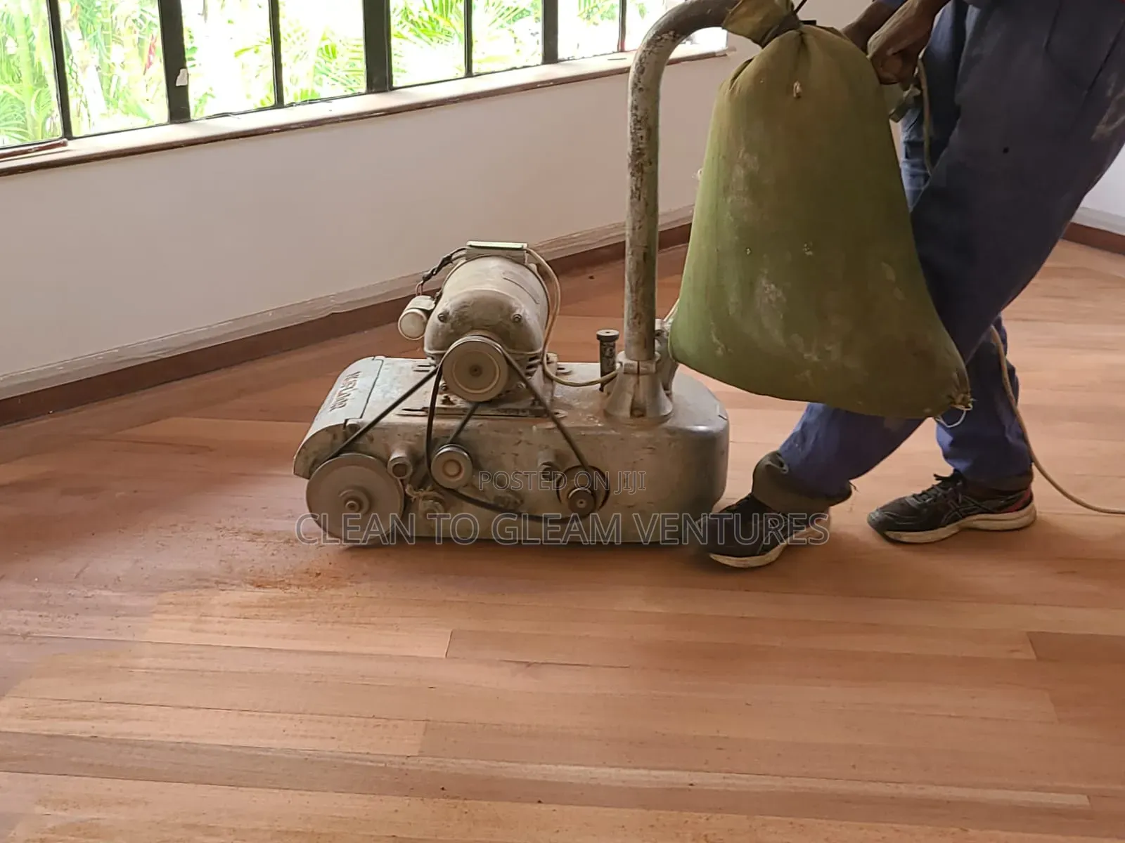 Premium Hardwood Flooring Solutions. Installation. Sanding.Varnishing