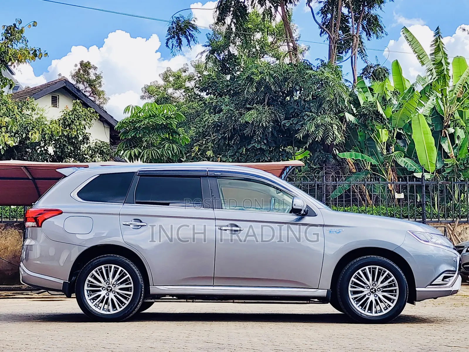 Mitsubishi Outlander 2.4 PHEV AWD 2019 Gray