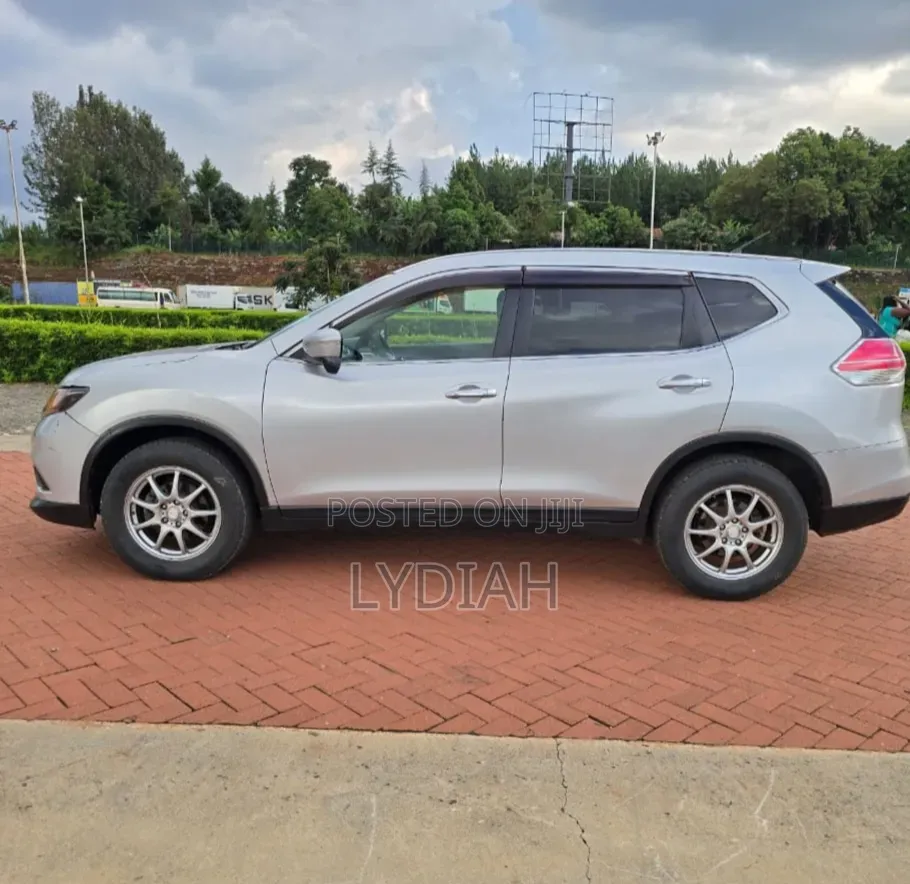 Nissan X-Trail 2013 White