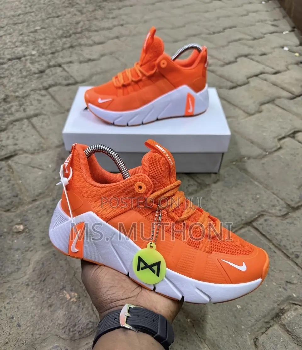 Bright Orange Nike Free Metcon 6 Sneakers Ft a Chunky White Midsole