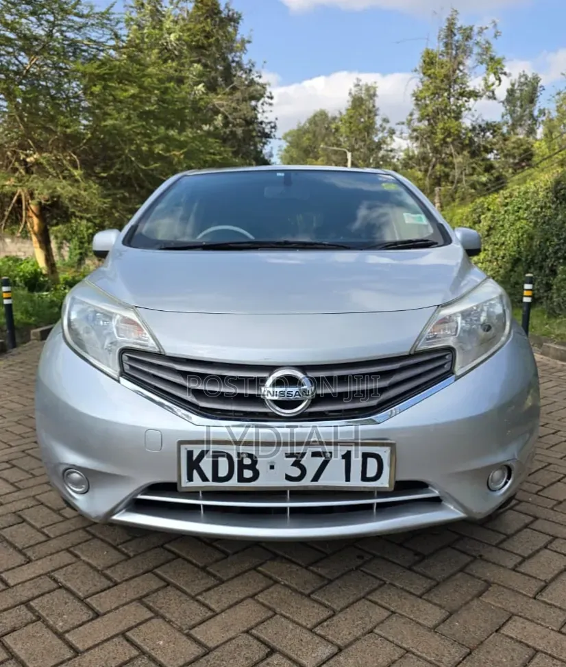 Nissan Note 2014 Silver