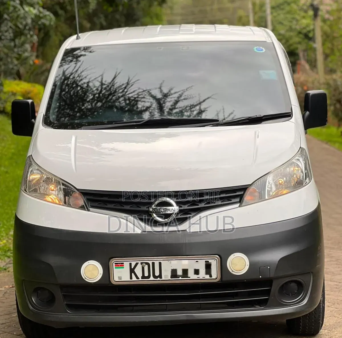 Nissan NV200 SV 2016 White