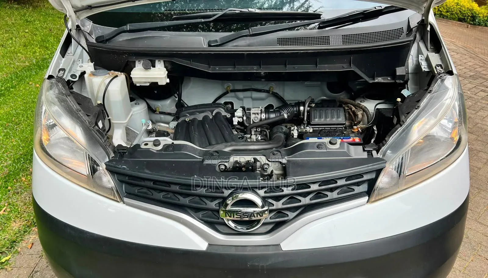 Nissan NV200 SV 2016 White