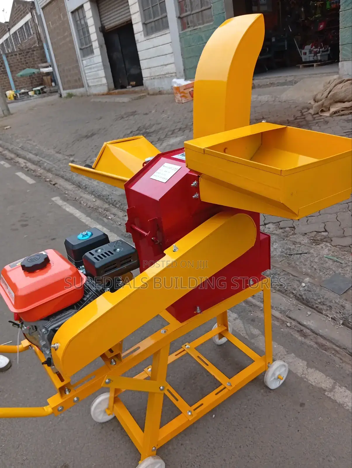 Cow and Poultry Chopping and Grinding Machine