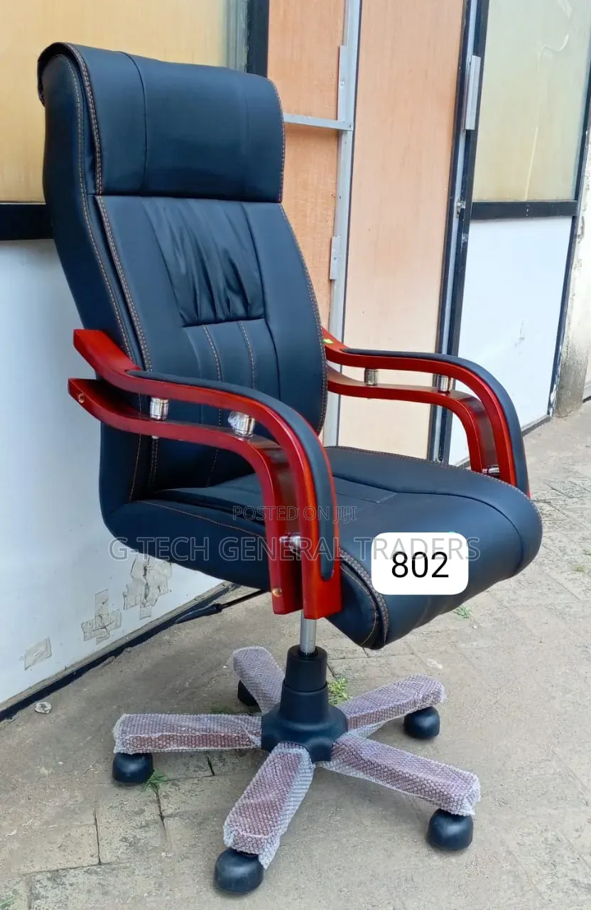 Managerial Boss Executive Office Chair Code 802