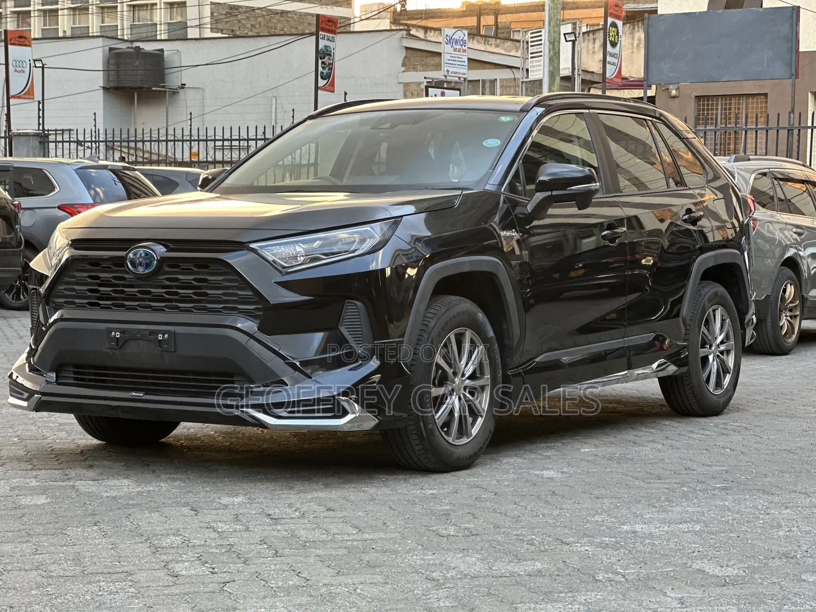 Toyota RAV4 Hybrid 2019 Black