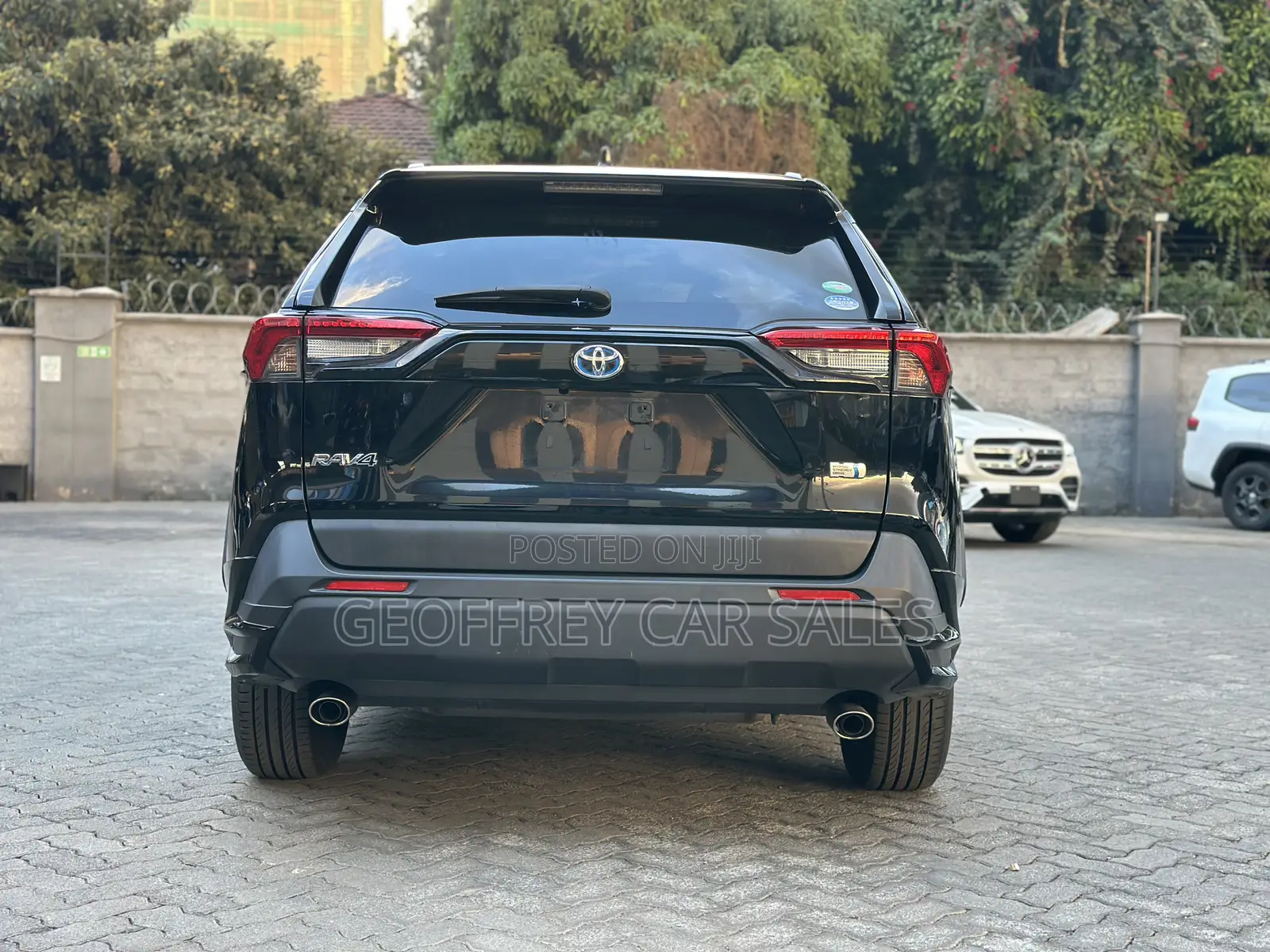 Toyota RAV4 Hybrid 2019 Black