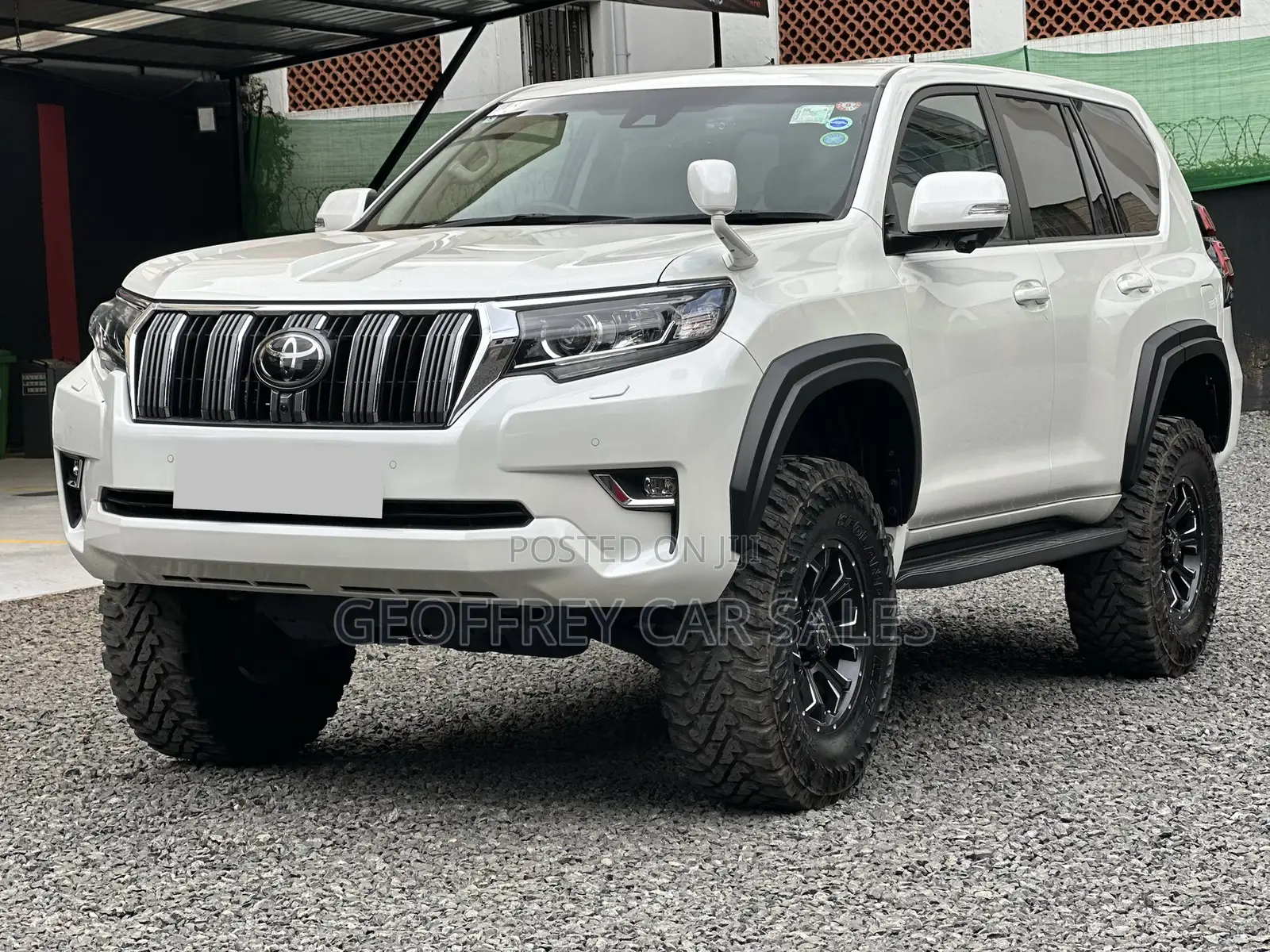 Toyota Land Cruiser Prado 2.8 2020 White