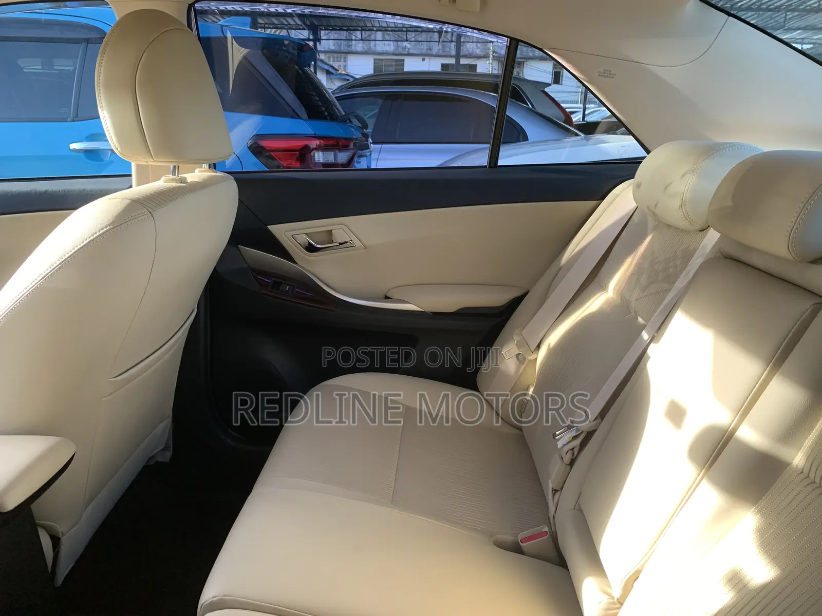 Toyota Premio 1.5 FWD 2019 Silver
