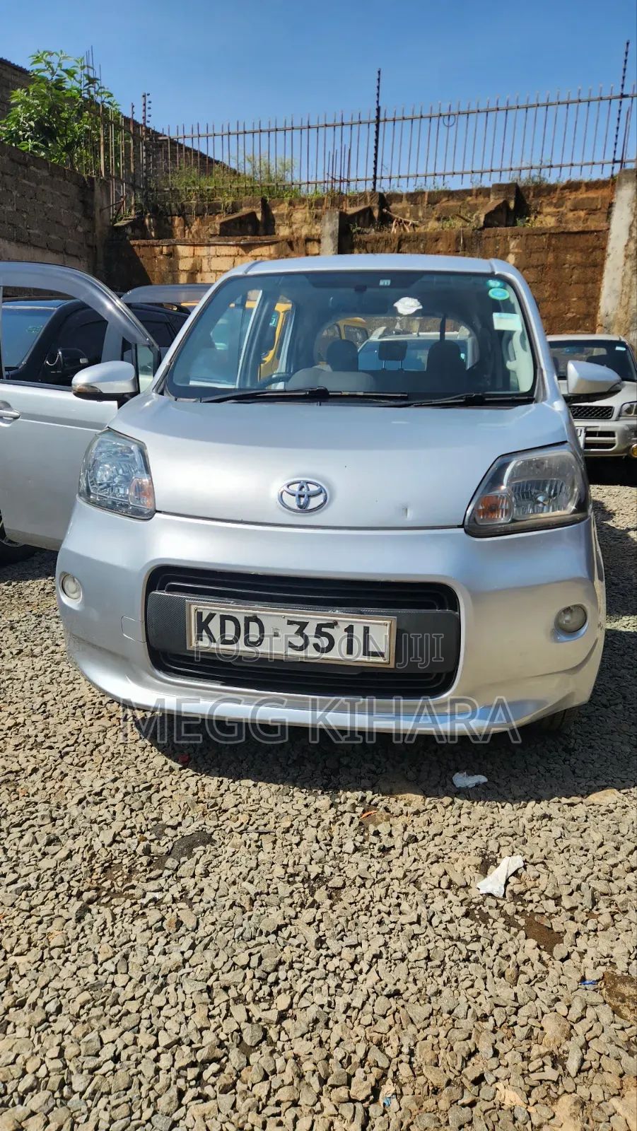 Toyota Porte 2014 Silver