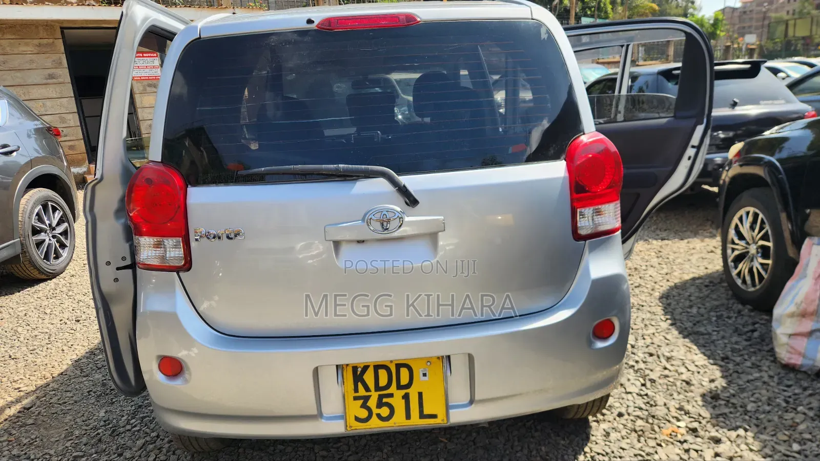Toyota Porte 2014 Silver