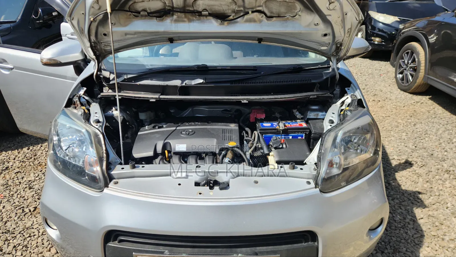 Toyota Porte 2014 Silver