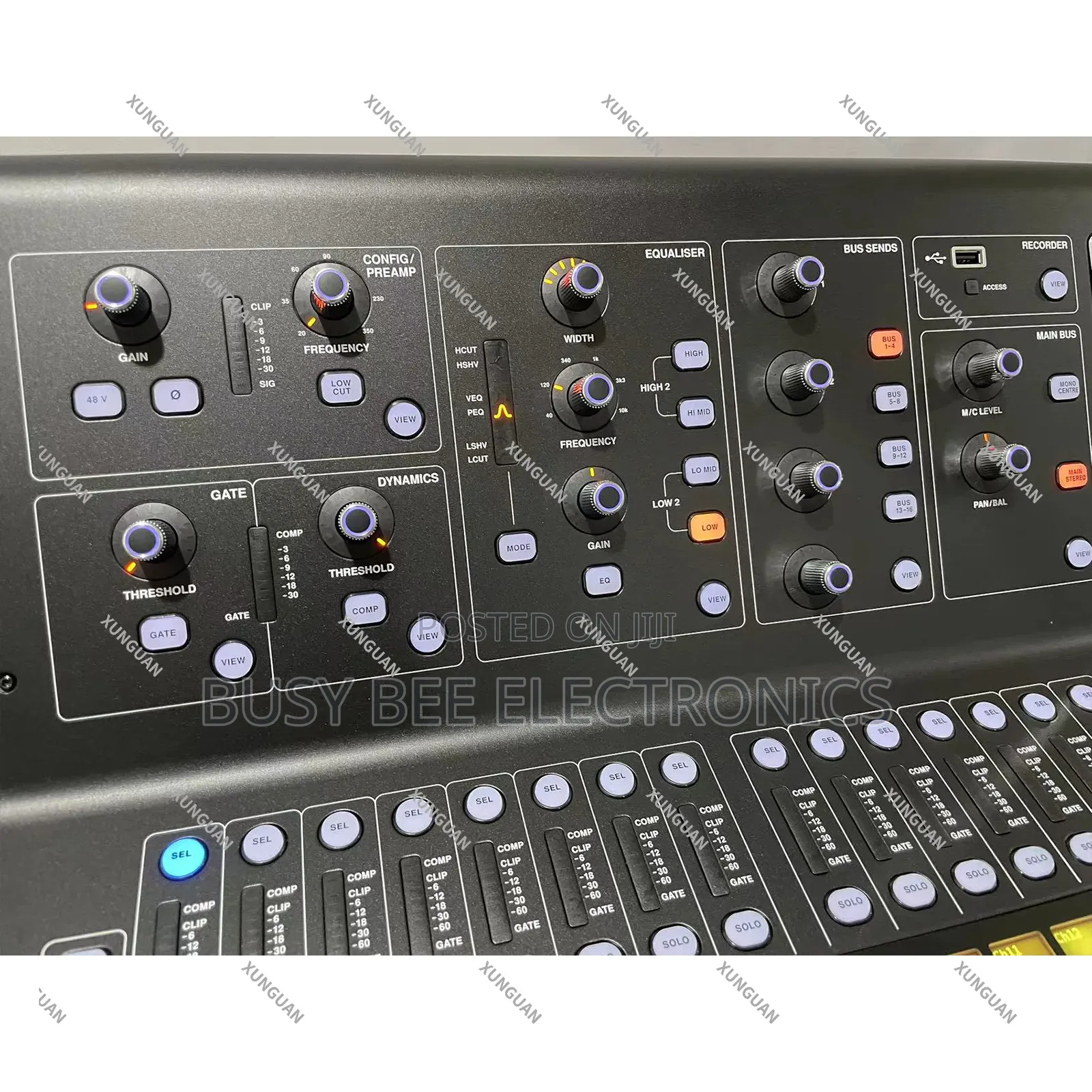 M32 Live Digital Console for Live and Studio 32 Preamplifiers Mixer