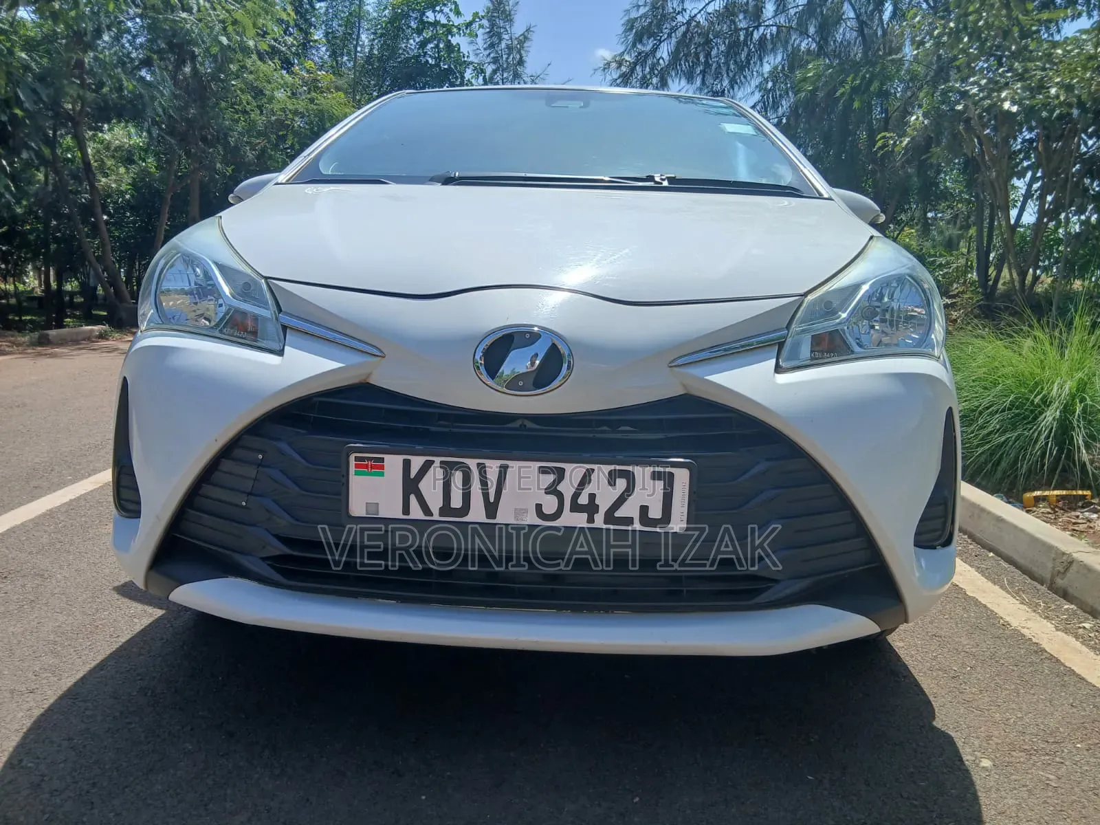 Toyota Vitz 2019 White