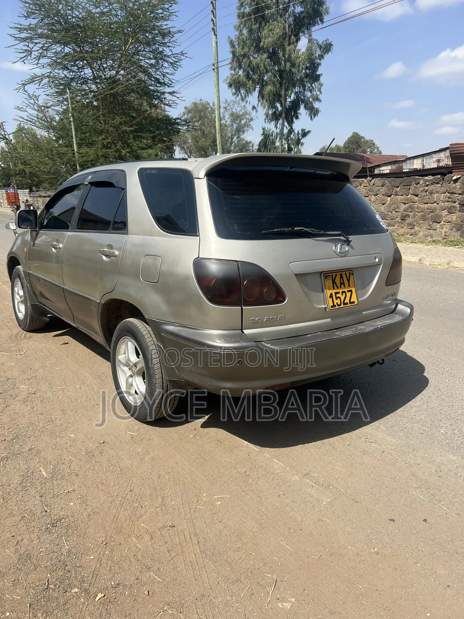 Toyota Harrier 2002 Gold