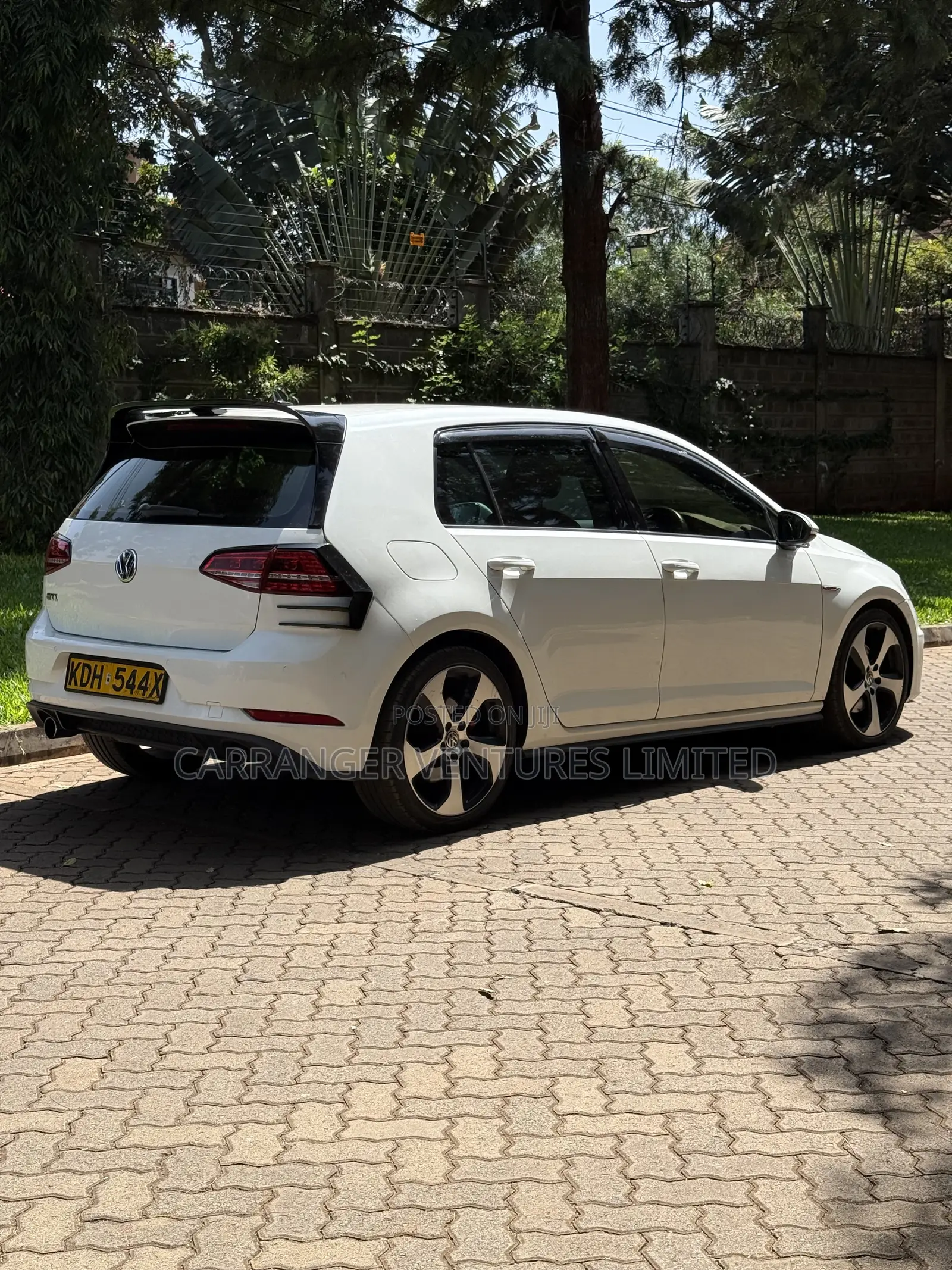 Volkswagen Golf GTI 2015 White