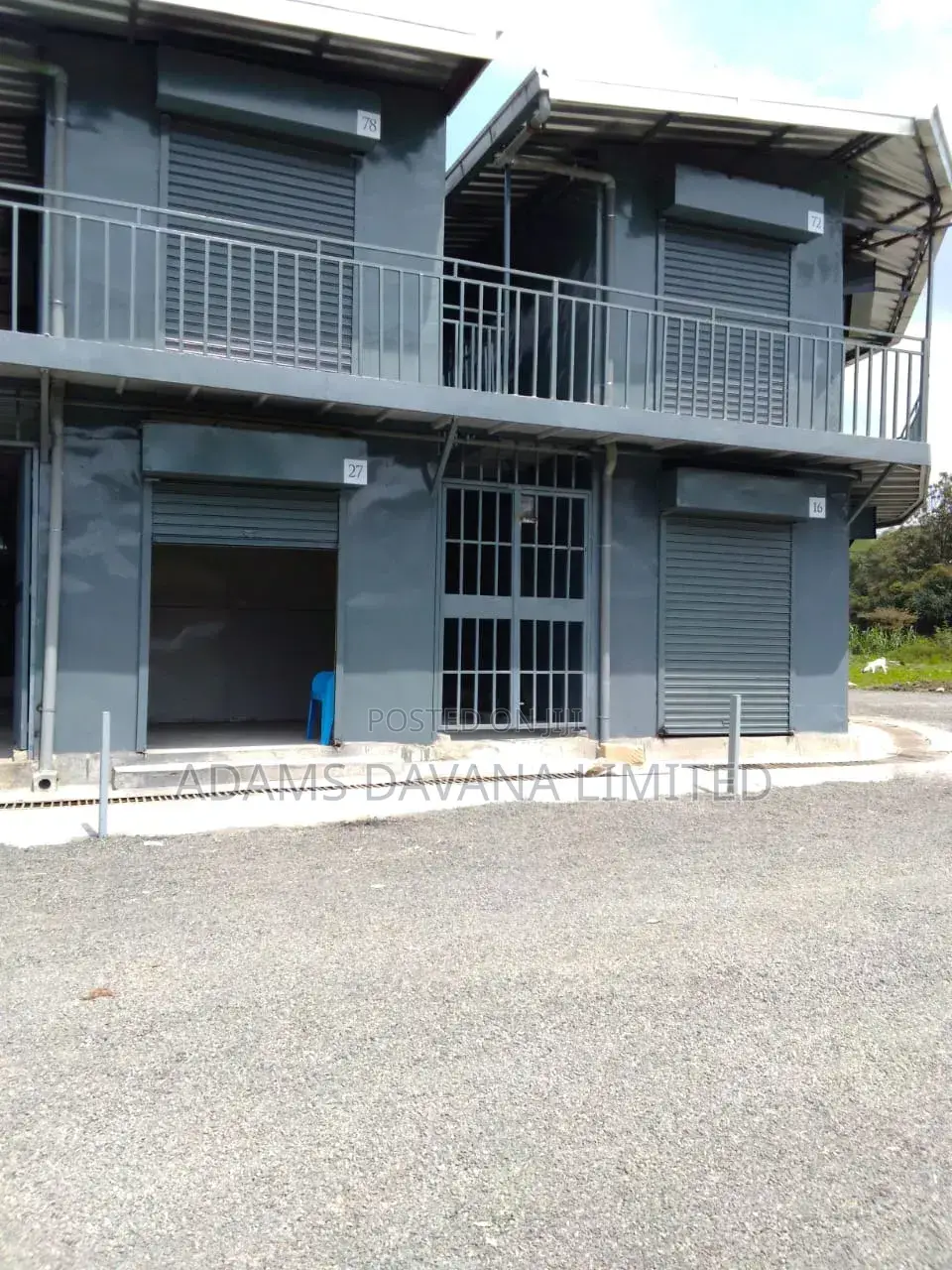 Stalls For Rent — Adams, Toi Market