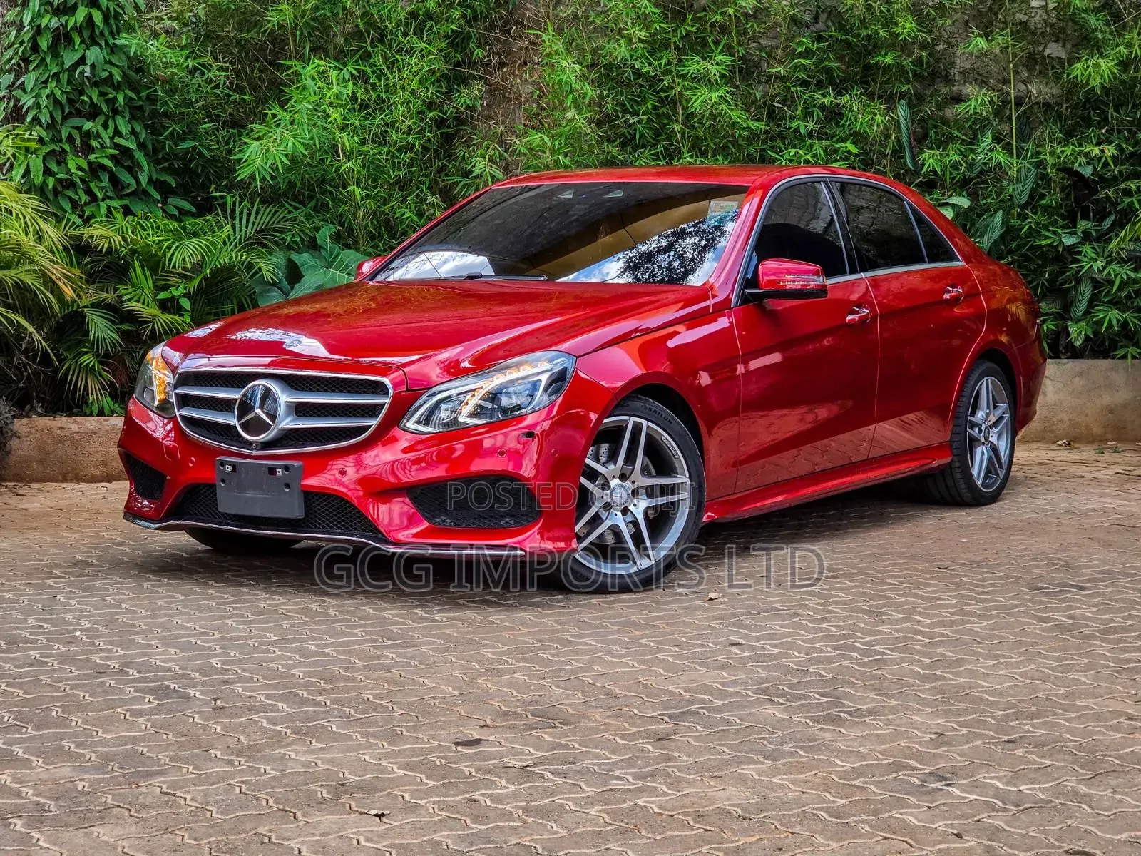 Mercedes-Benz E250 2016 Red