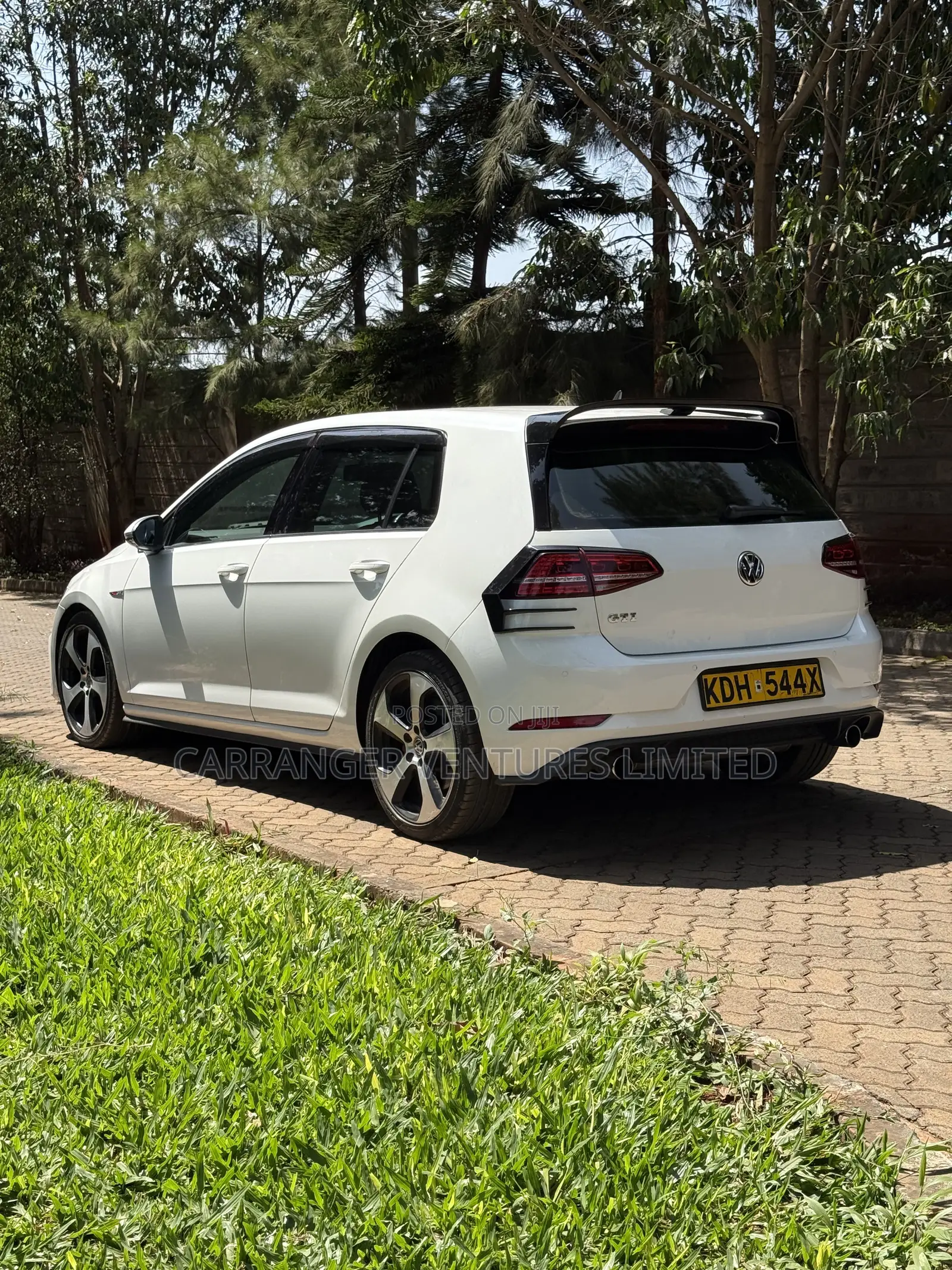 Volkswagen Golf GTI 2015 White
