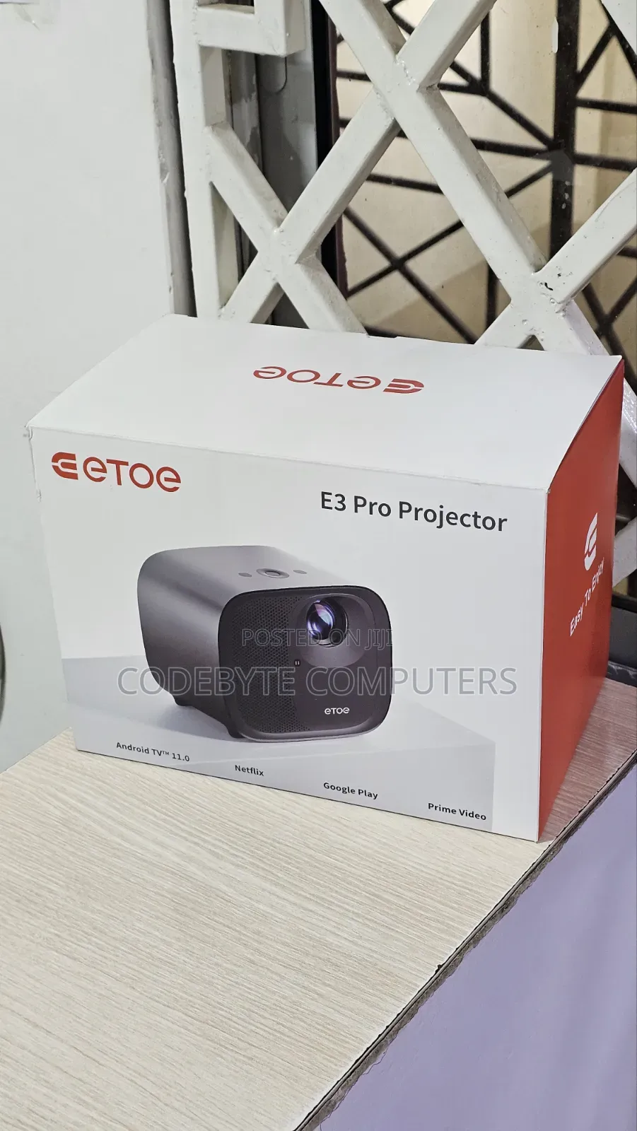 Etoe E3 Pro Laser Smart Projector