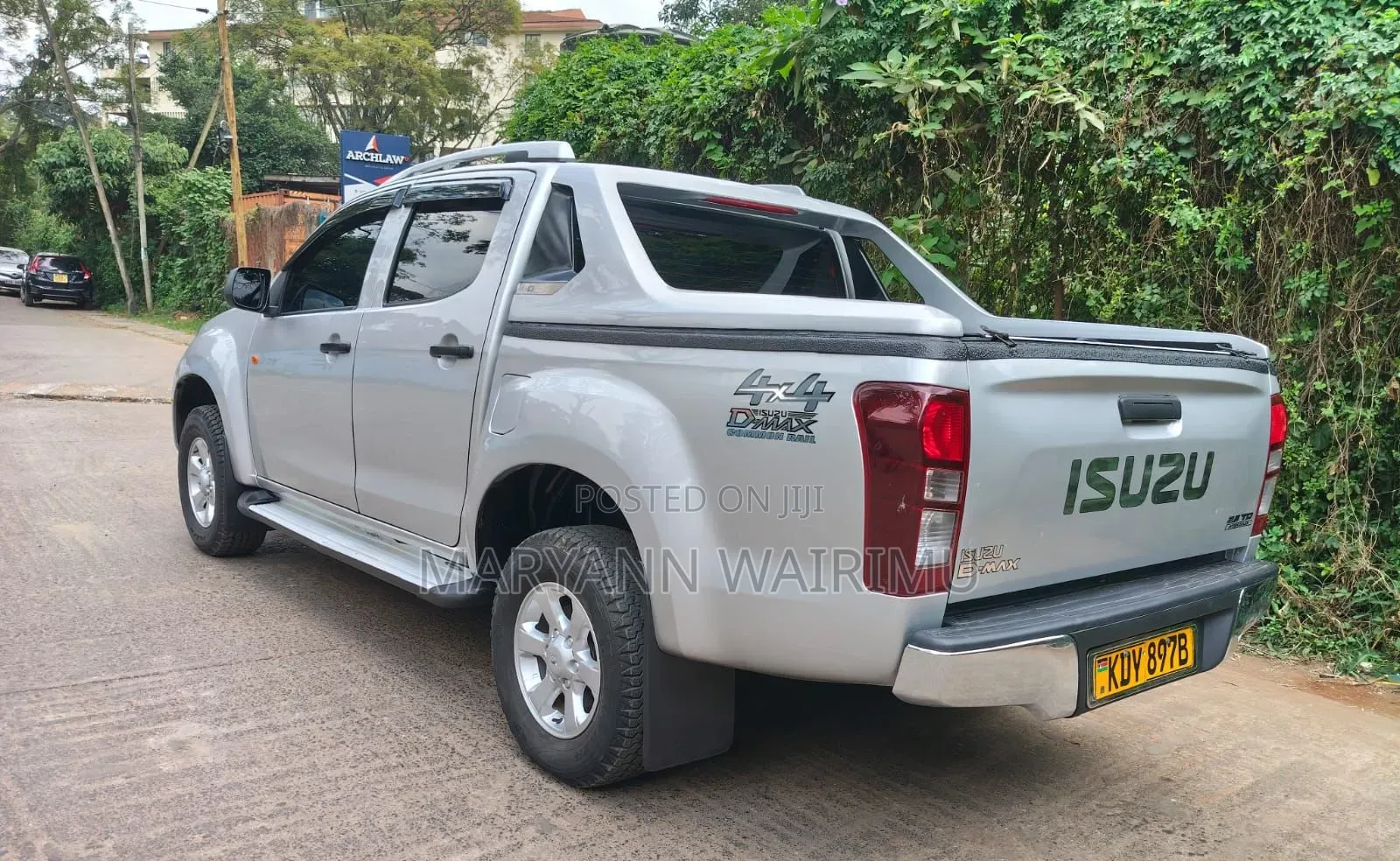 Isuzu D-MAX 2024 Silver