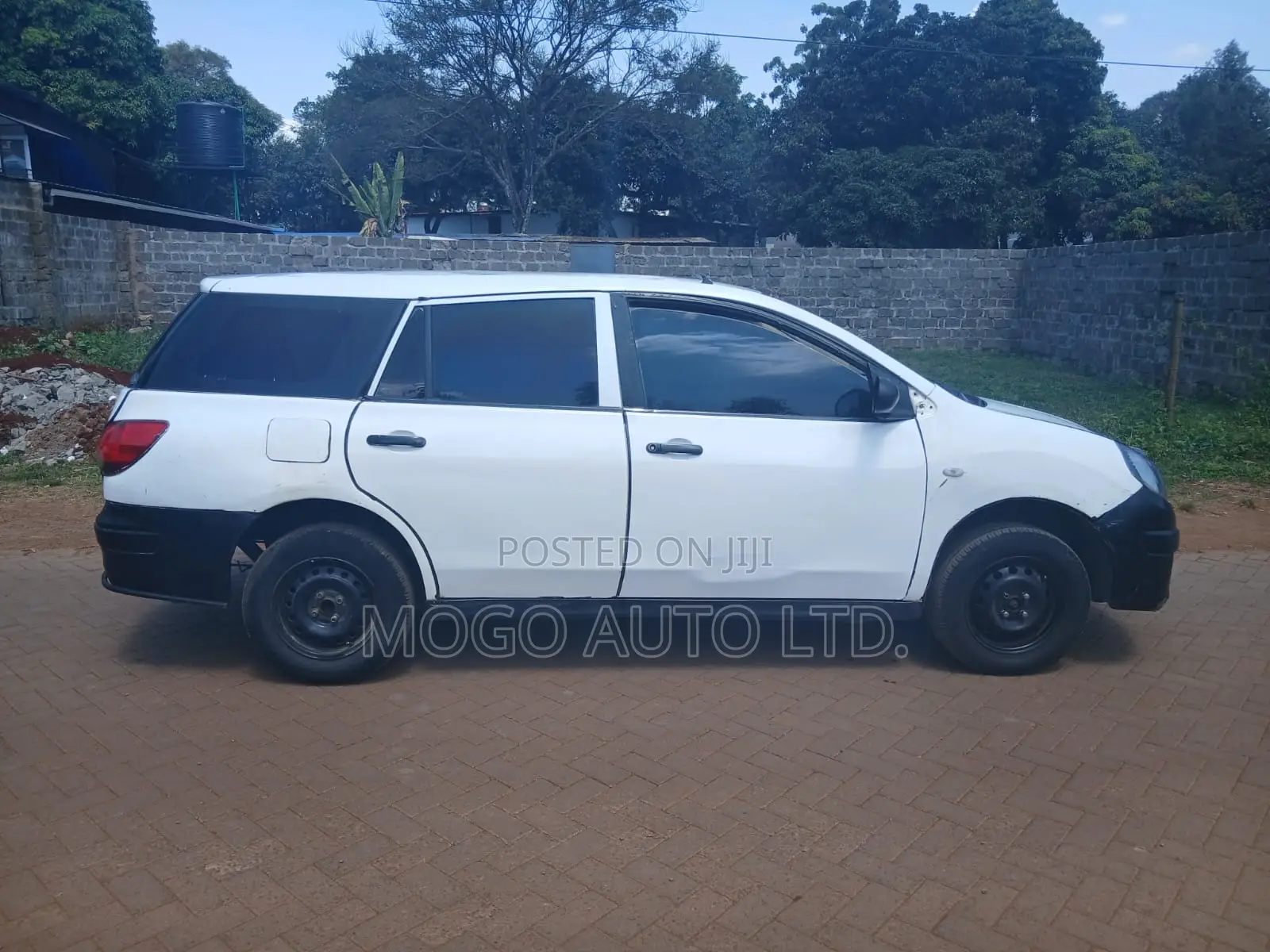 Nissan Advan 2008 White
