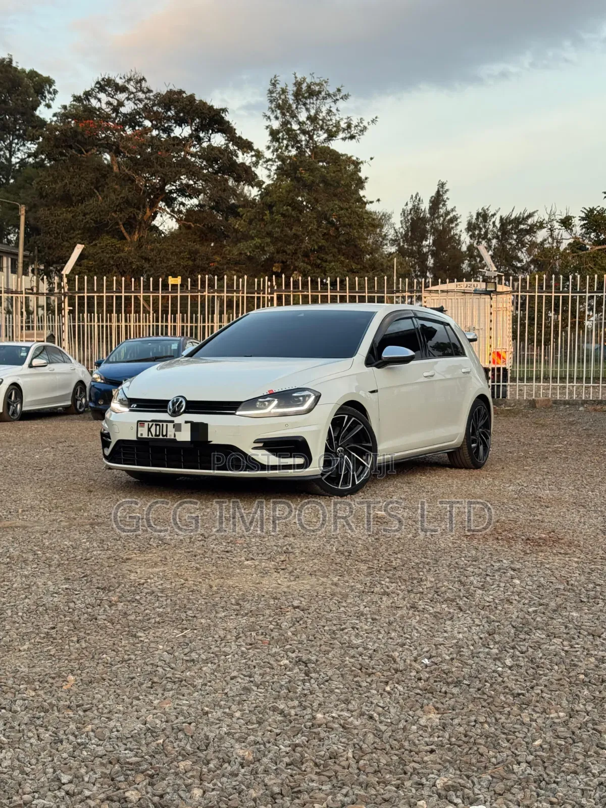 Volkswagen Golf R 4-Door w/DCC & Navigation 2018 White