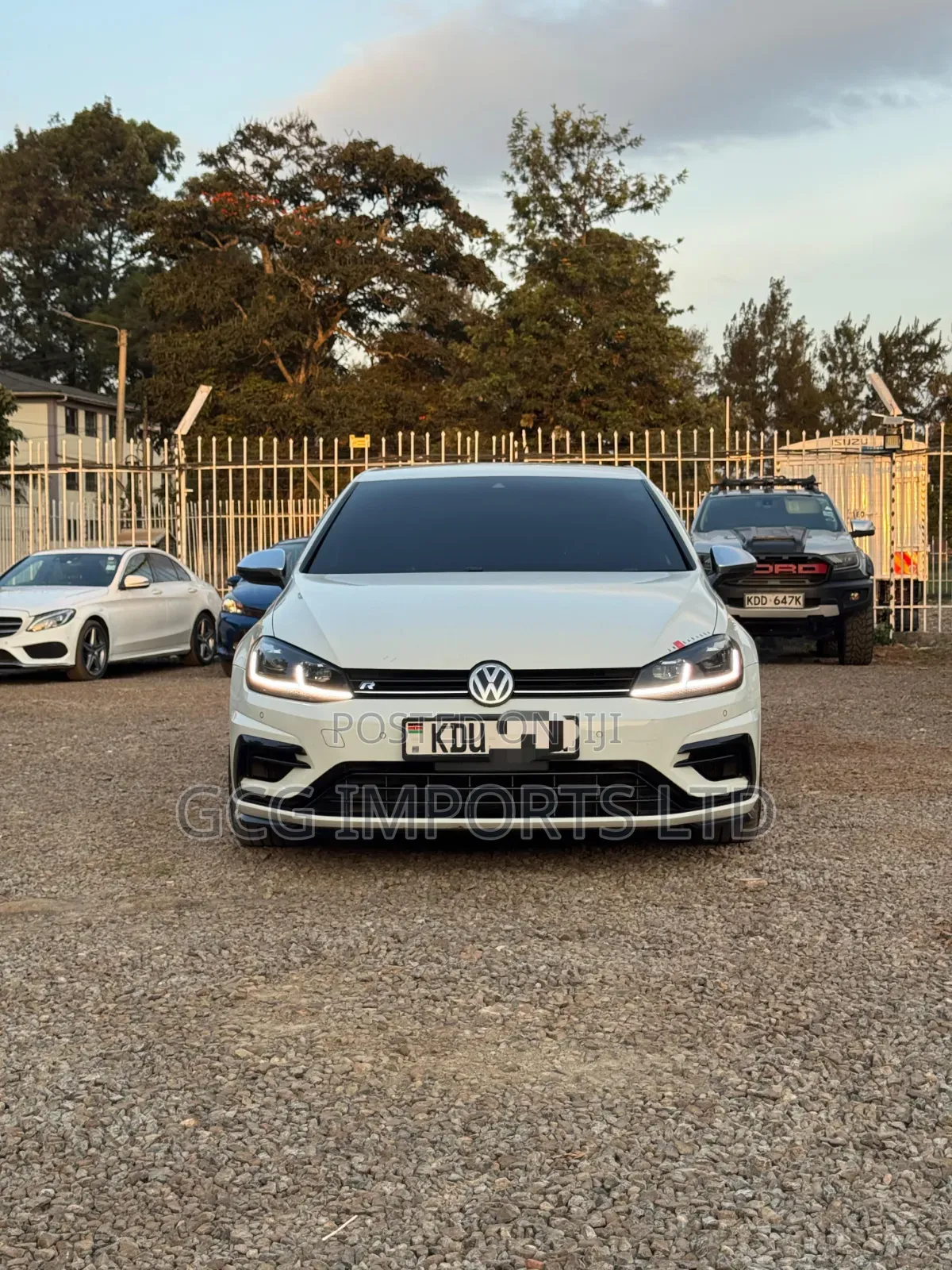 Volkswagen Golf R 4-Door w/DCC & Navigation 2018 White