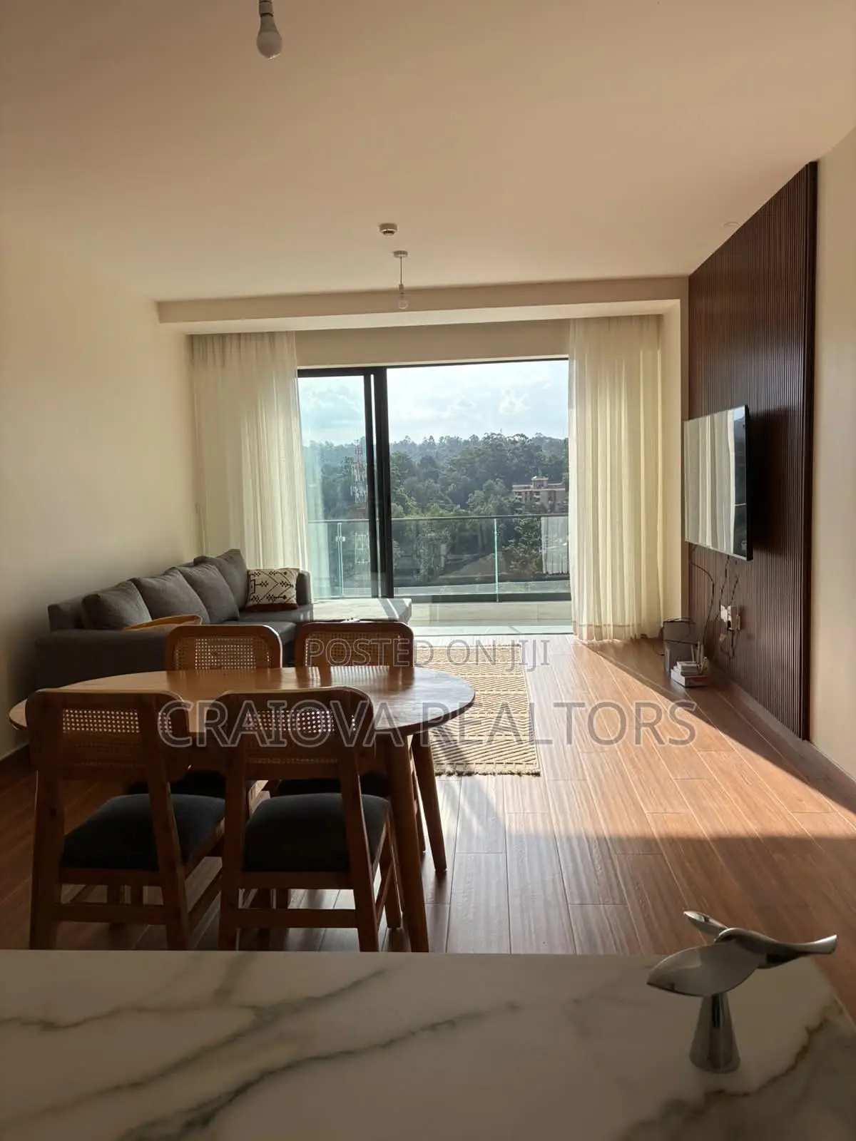 Furnished 2bdrm Apartment in Riverside Drive for rent