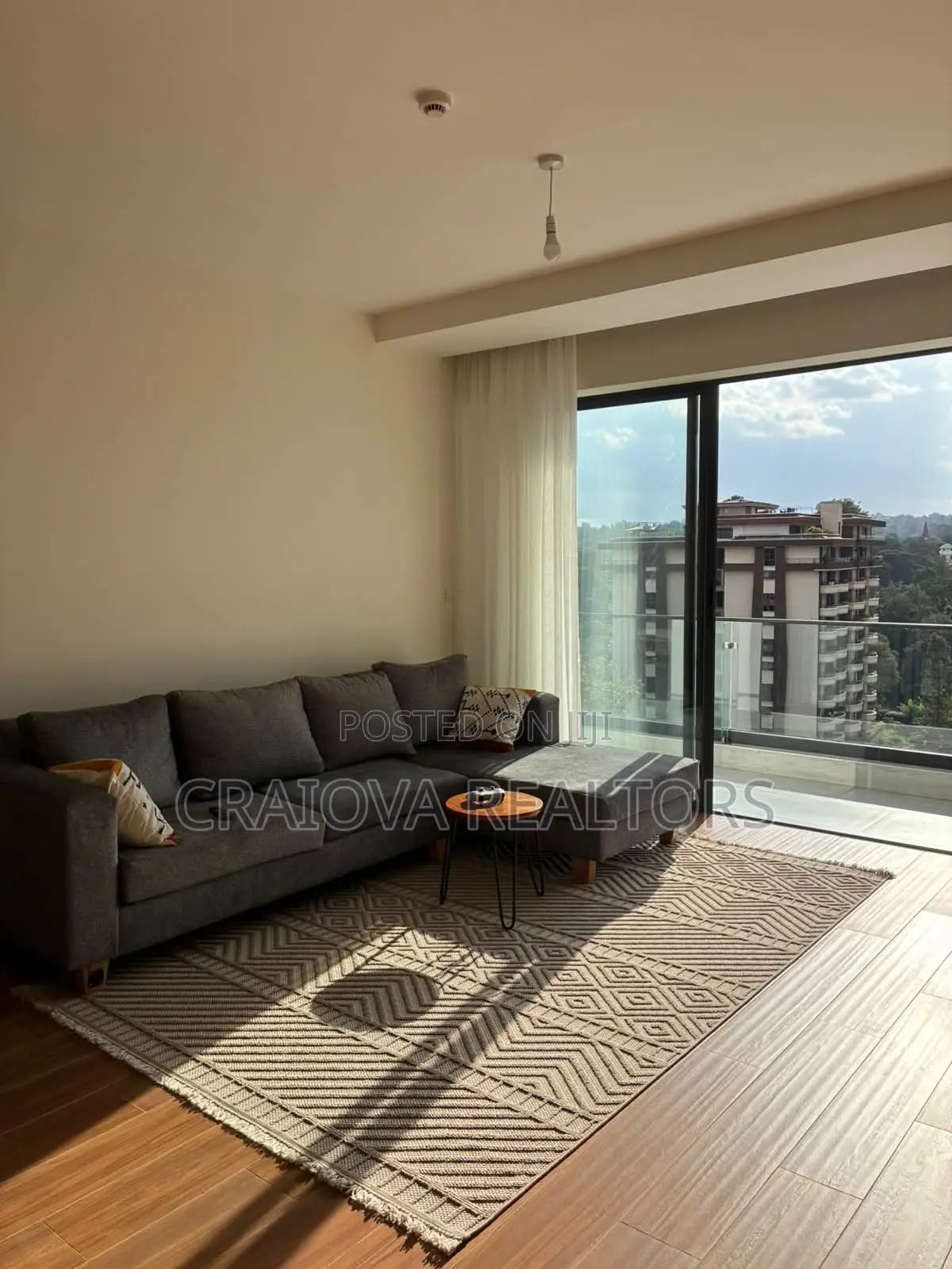 Furnished 2bdrm Apartment in Riverside Drive for rent