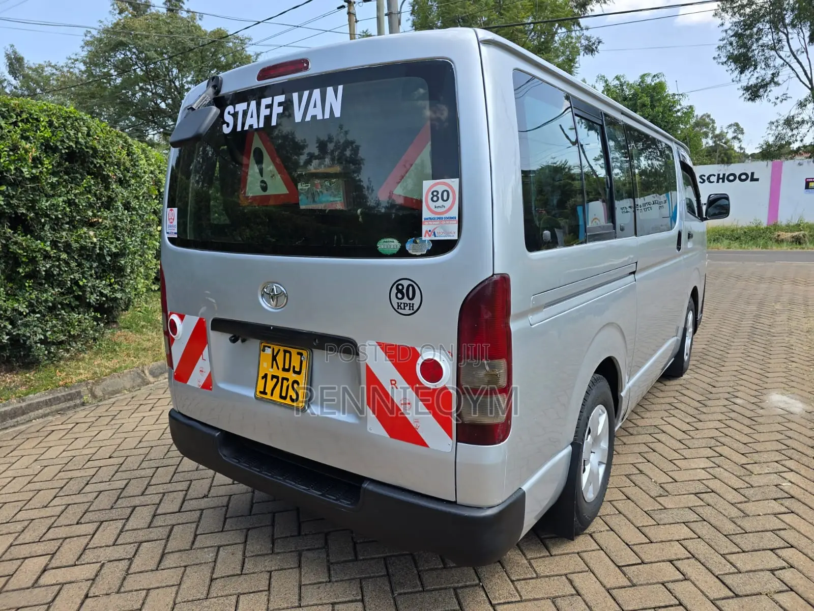 Toyota HiAce 2015 Silver