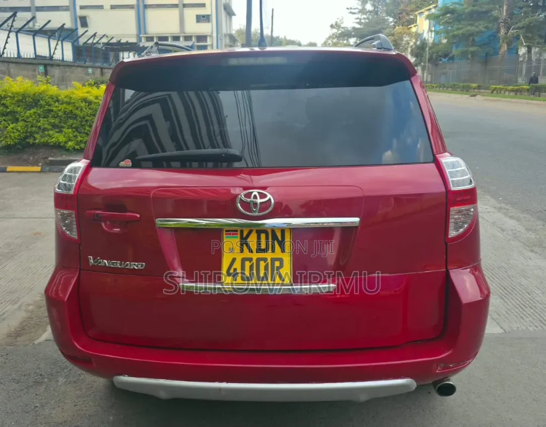 Toyota Vanguard 2009 Red