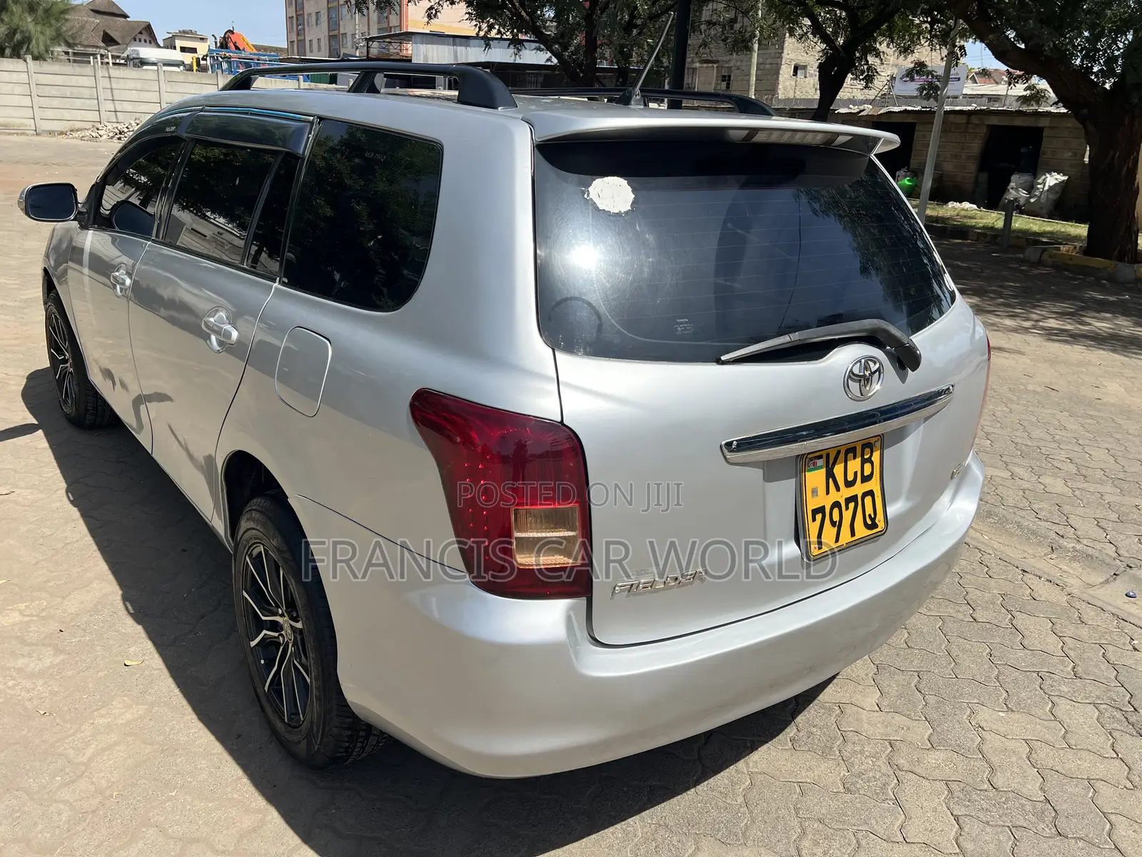 Toyota Corolla Fielder 2009 Silver