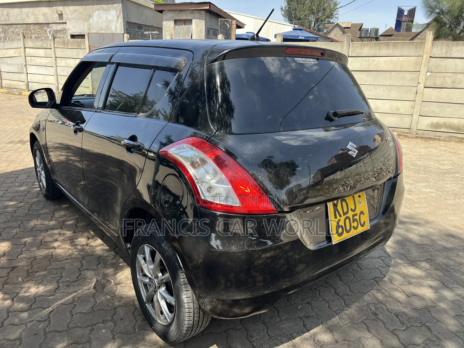 Suzuki Swift 2015 Black