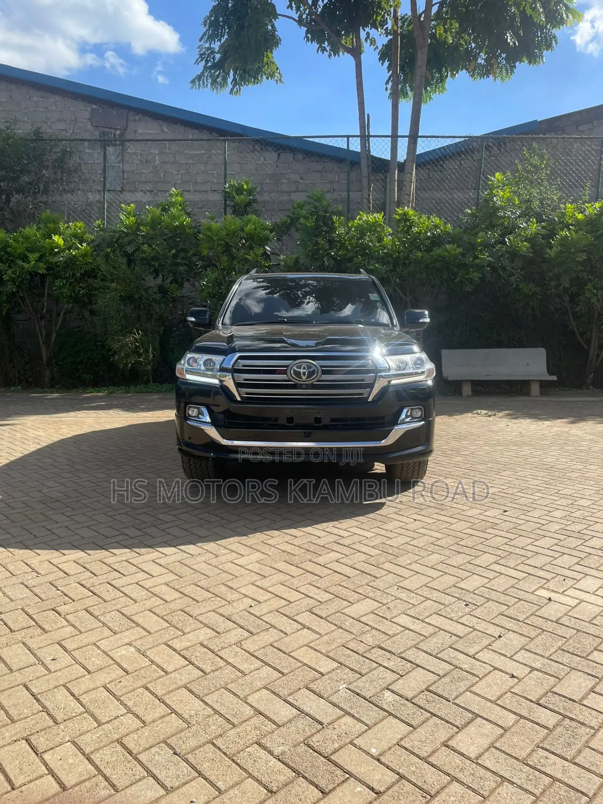 Toyota Land Cruiser 4.6 V8 ZX 2016 Black