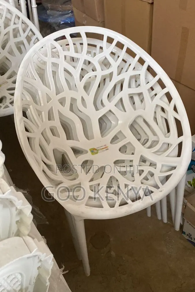 Plastic Chair; Lightweight Outdoor Plastic Chair for Garden