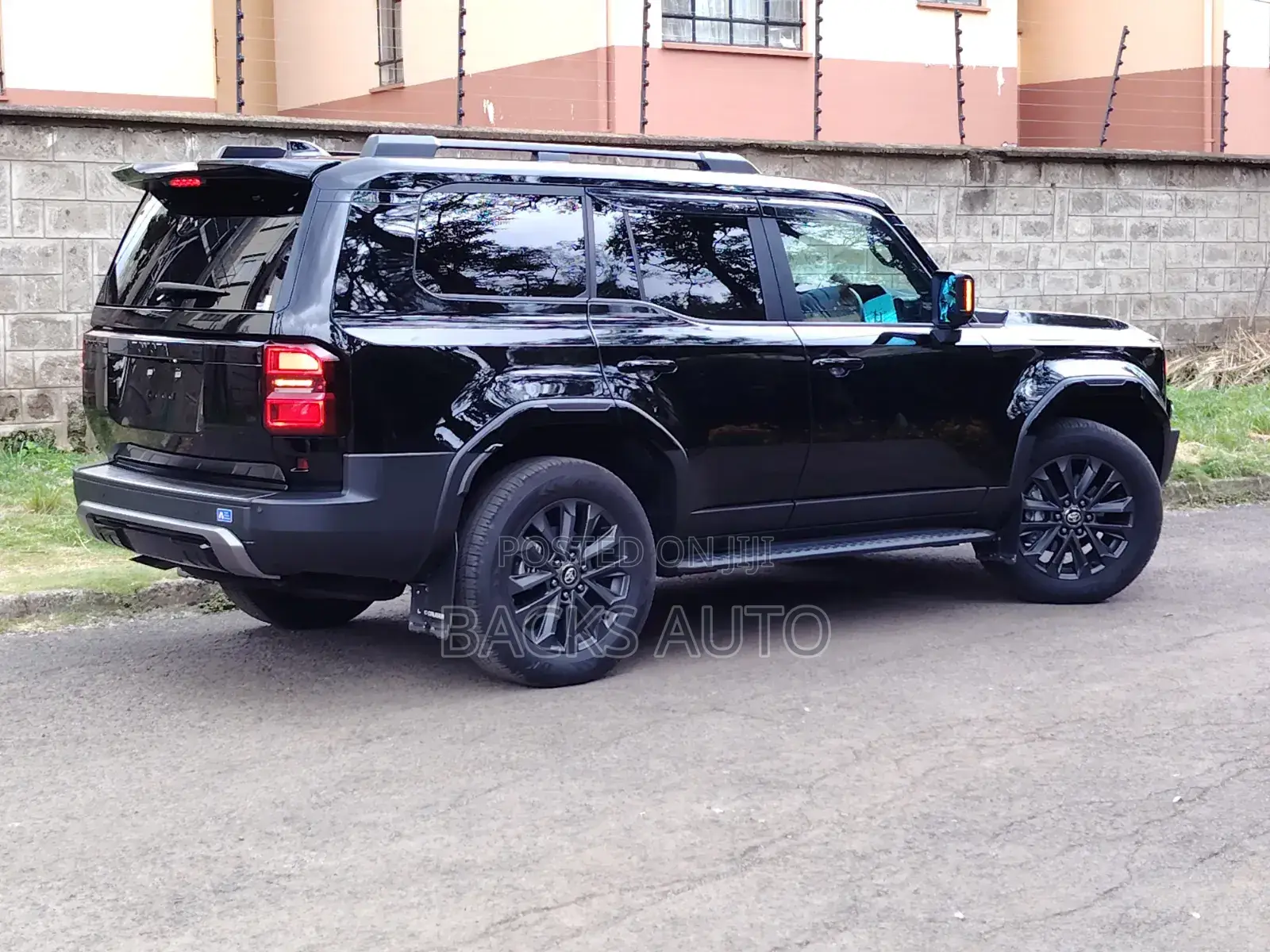 New Toyota Land Cruiser Prado 2.8 2024 Black