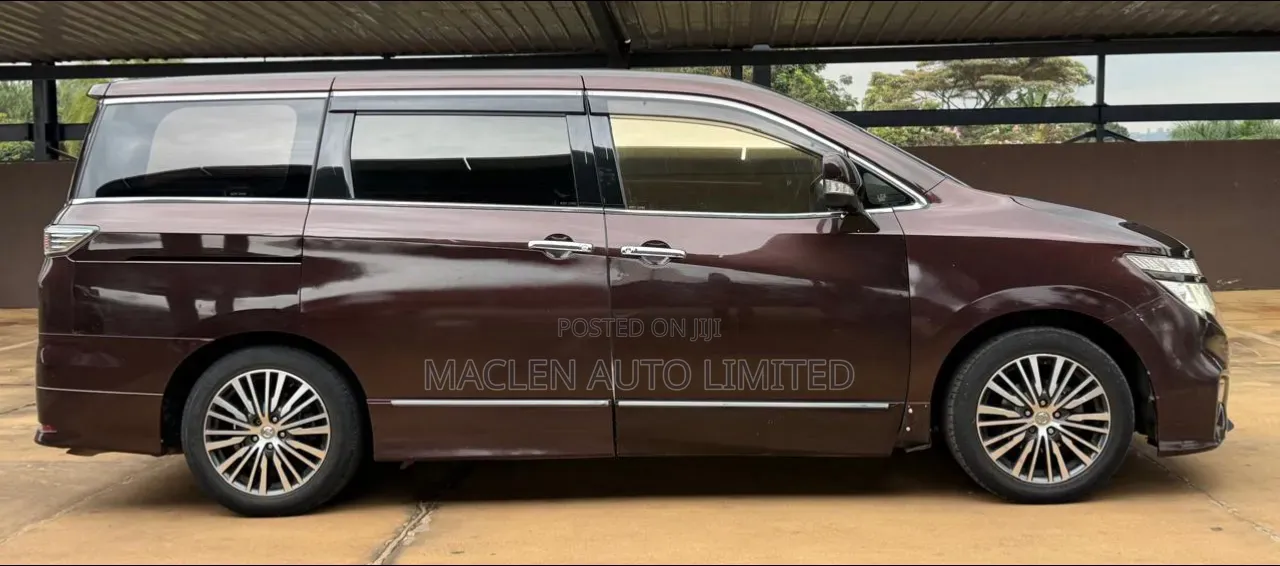 Nissan Elgrand 2017 Purple