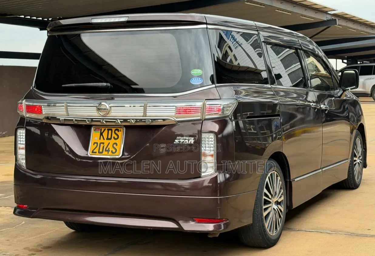 Nissan Elgrand 2017 Purple