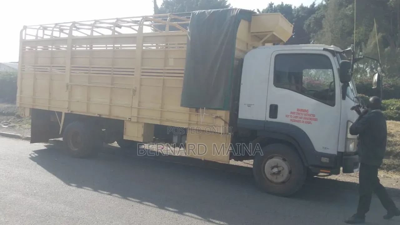 Isuzu FRR Slayqueen Sukuma Ndeni Deposit 2.1m